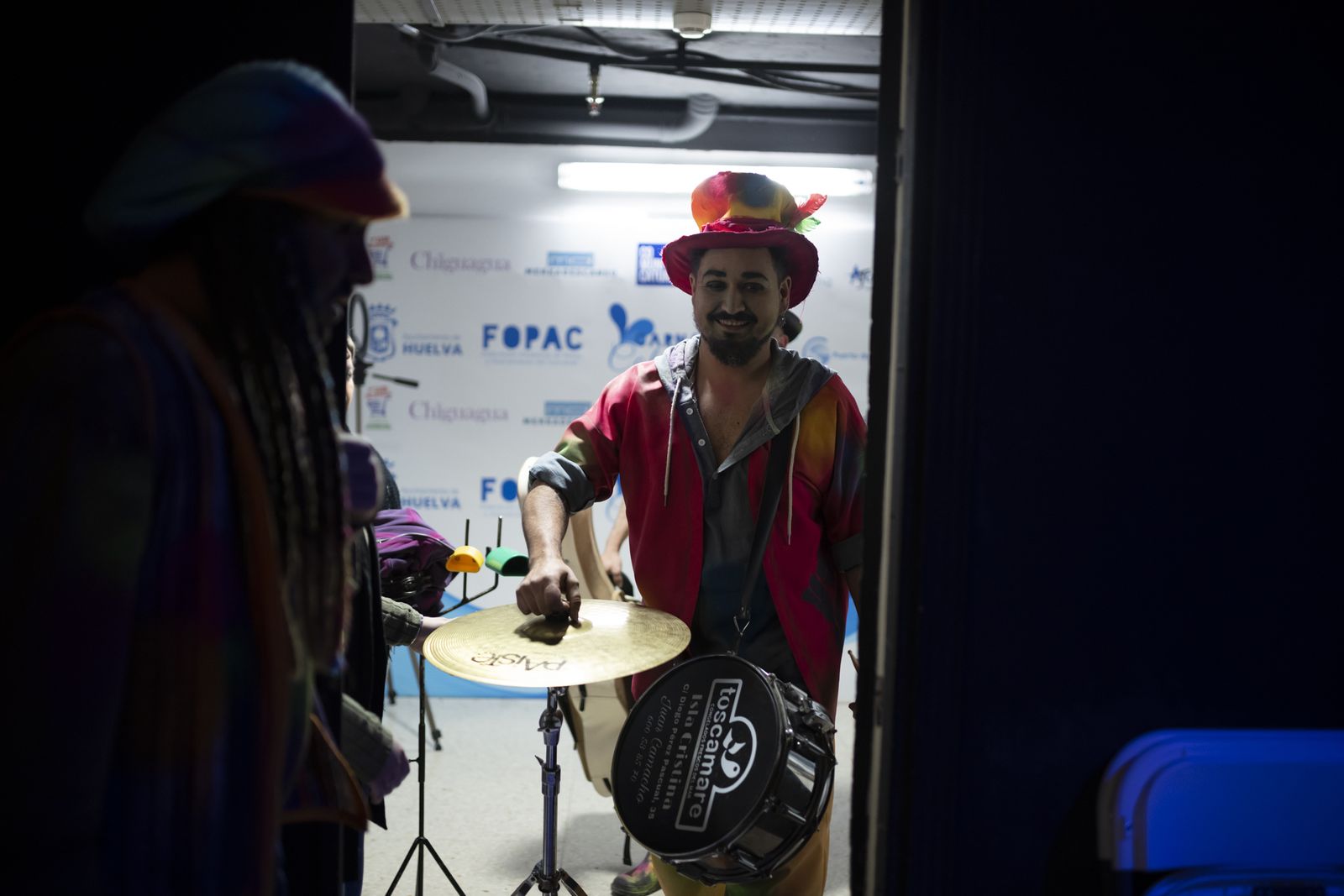 Imágenes de la actuación de la comparsa de Huelva "Los garrapatas" en el Carnaval Colombino