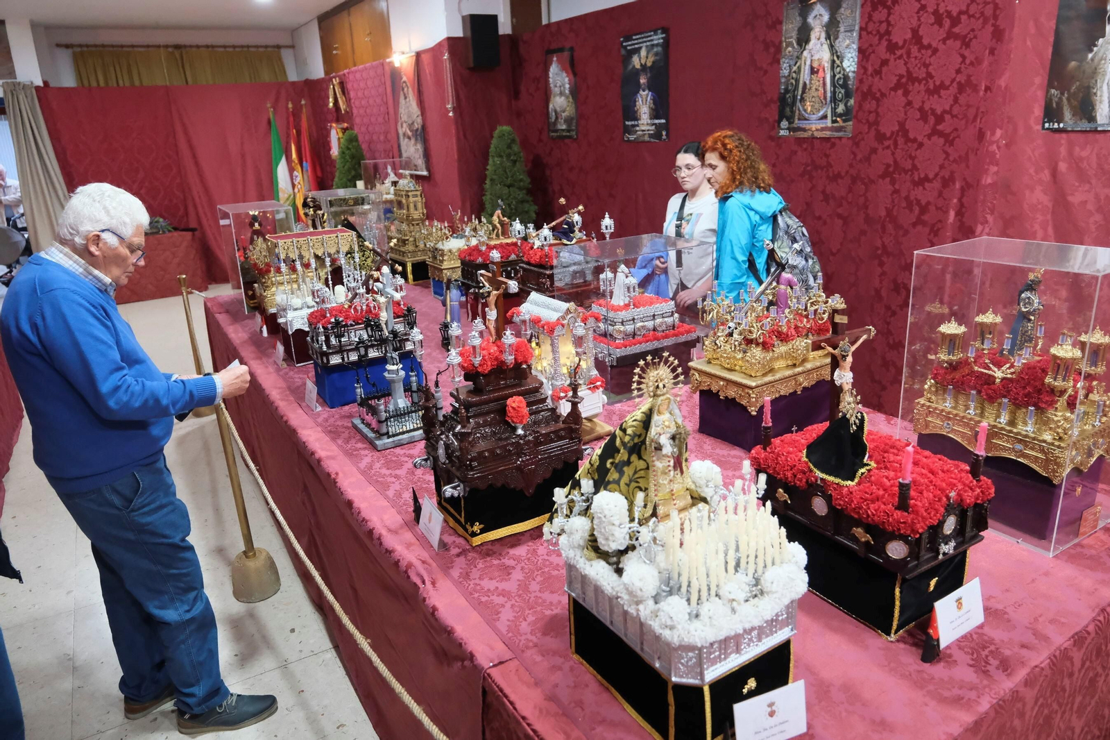 La Semana Santa en miniatura de la barriada de Levante en Córdoba, en imágenes