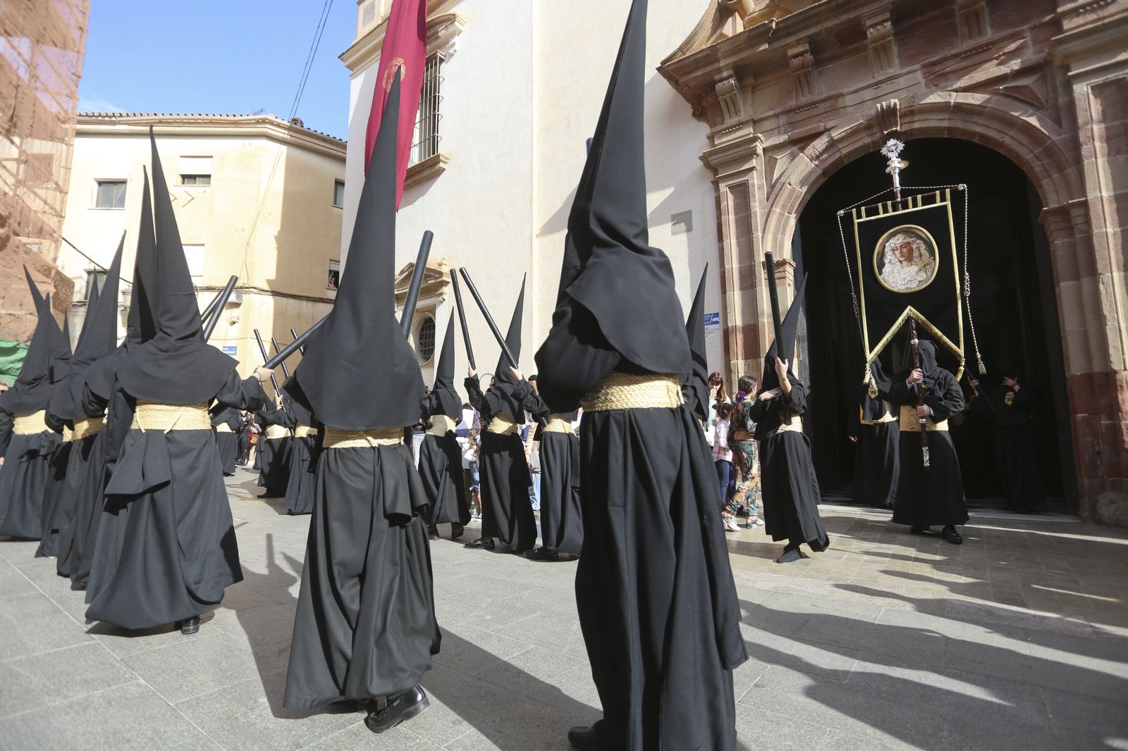 Las fotos de Santa Cruz, en el Jueves Santo de Málaga
