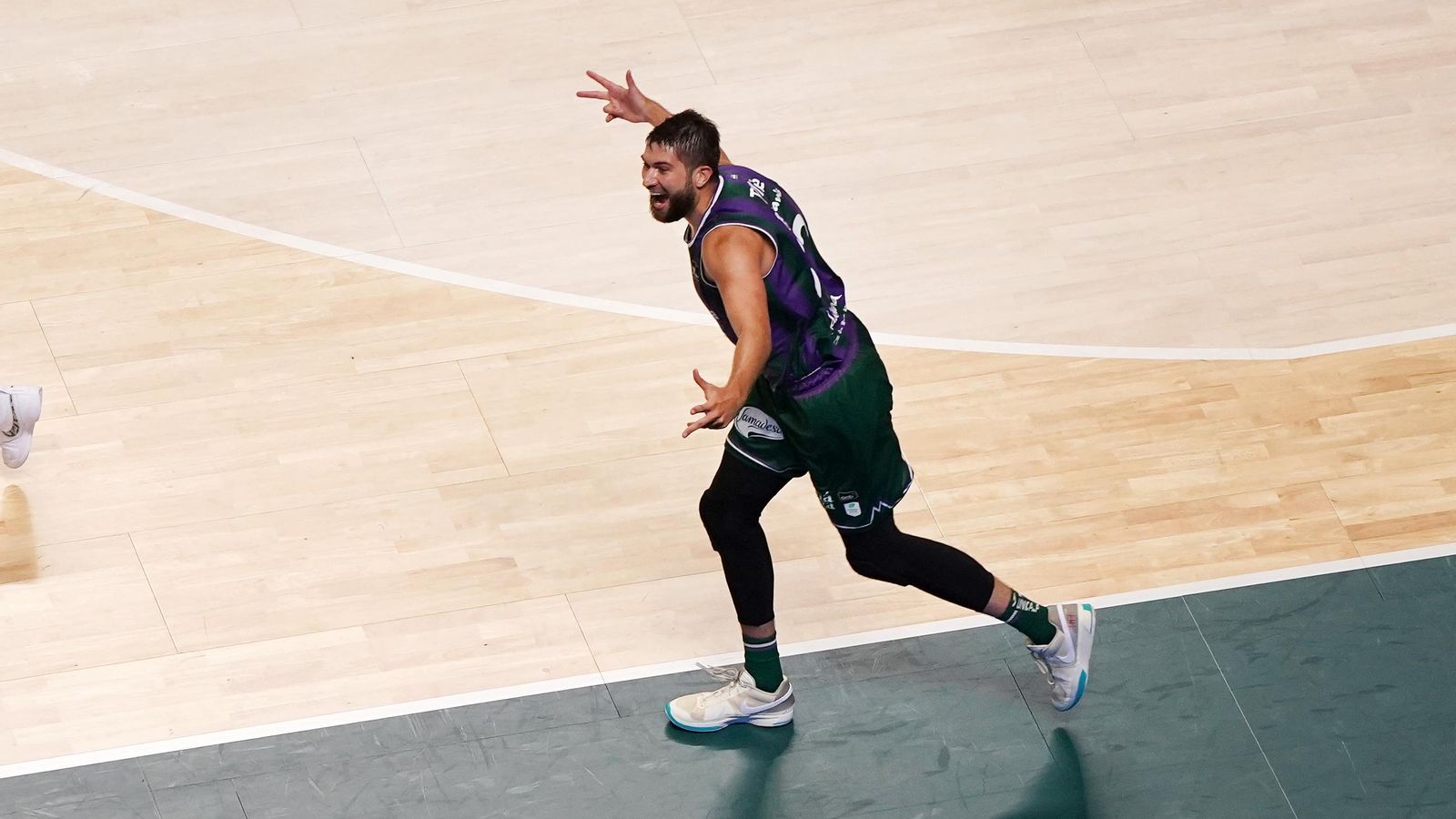 El Unicaja-Baskonia, en fotos