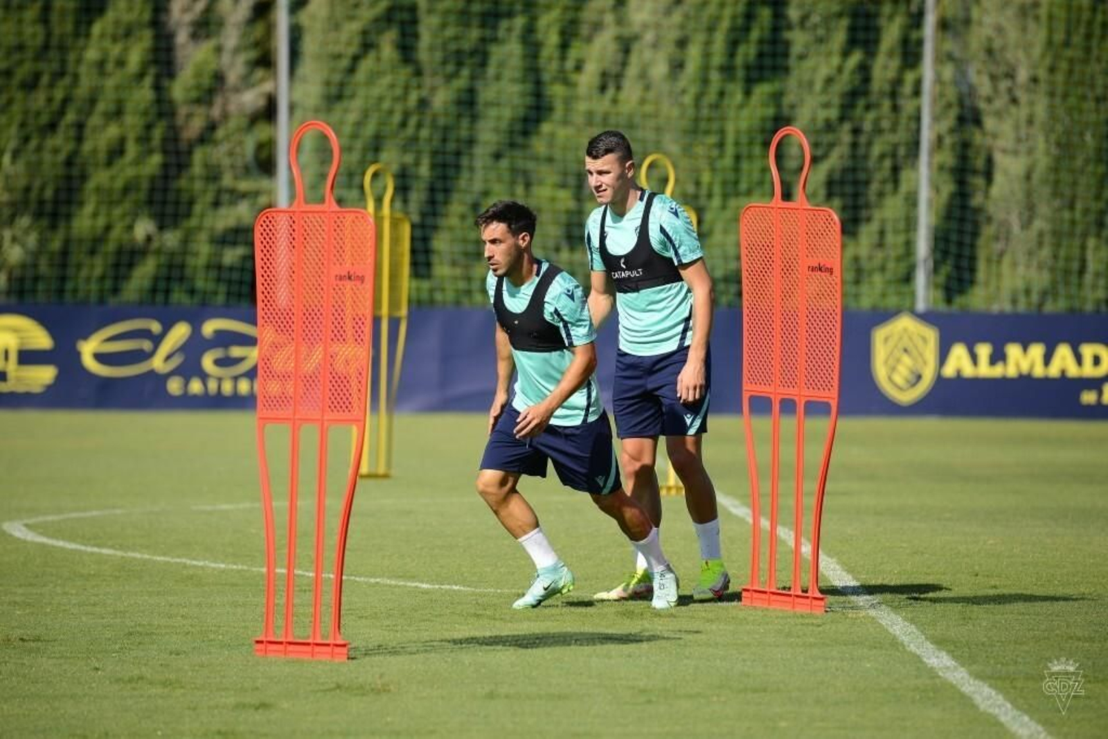Iza Carcelén y Osmajoc en un reciente entrenamiento.