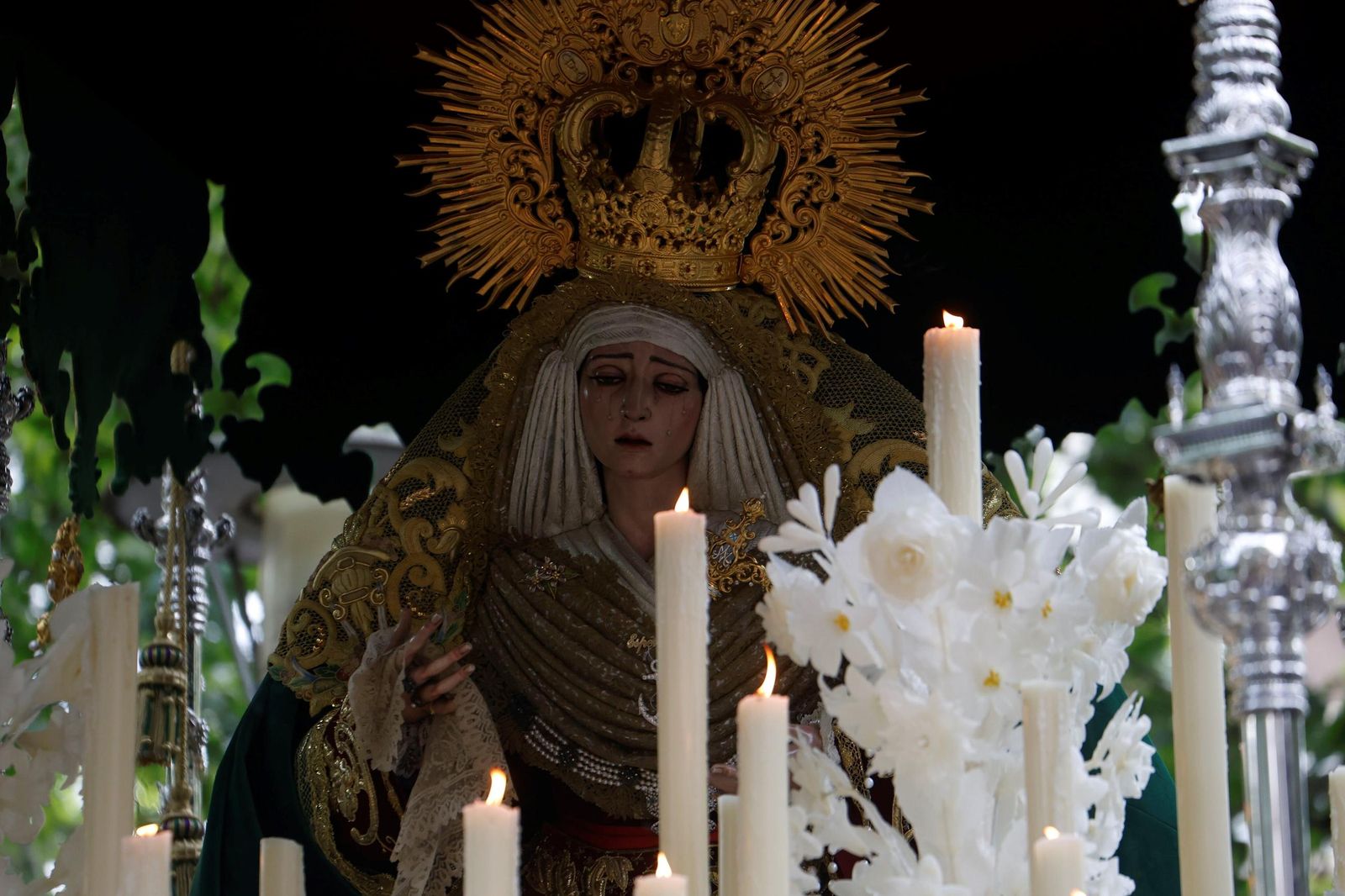 La procesión de la Sagrada Cena en este Jueves Santo de Córdoba, en imágenes