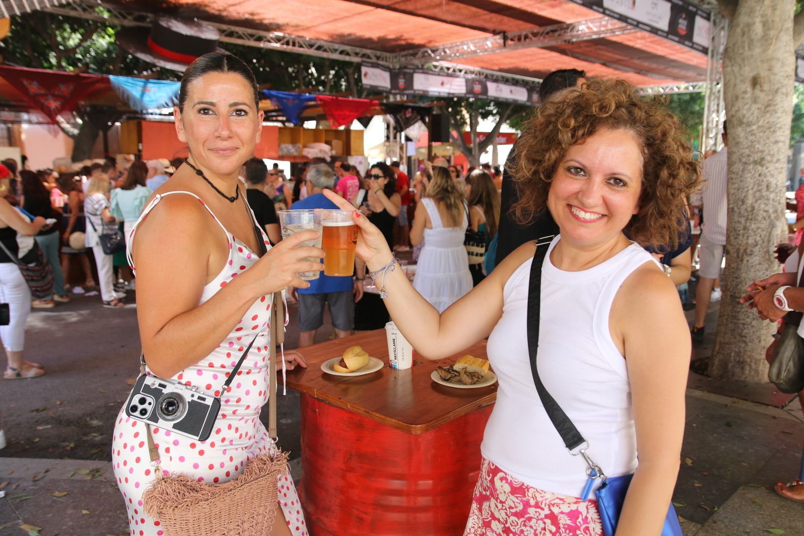 Las imágenes del martes en la Feria de Mediodía de Almería