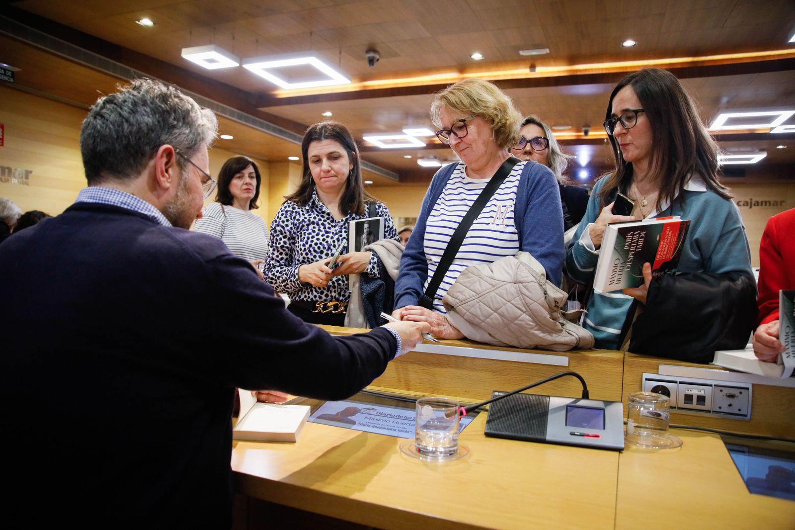 ¿Has estado en la presentación del libro de Máximo Huerta? Entra en la galería y buscate