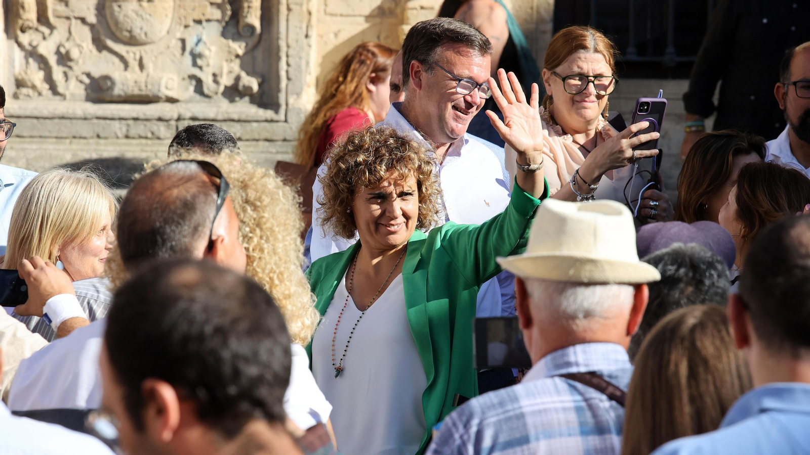 Dolors Montserrat, en campaña de las Europeas en Jerez