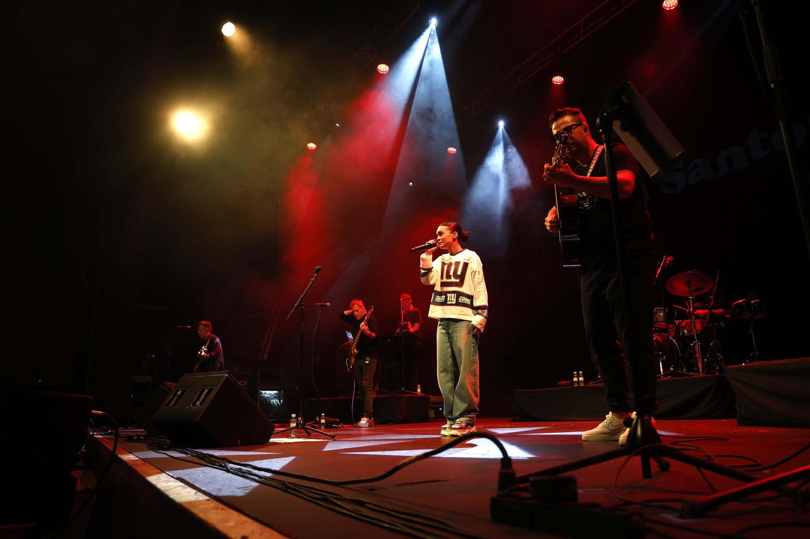 Fotos del concierto de Marta Santos en La Línea