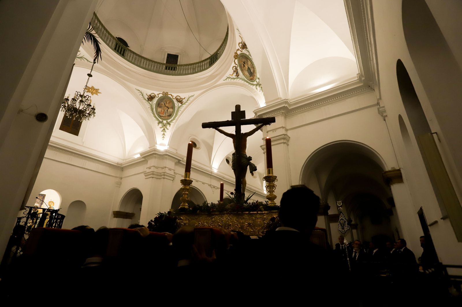 Fotos del Viernes Santo en Los Barrios: Buena Muerte y Mayor Dolor