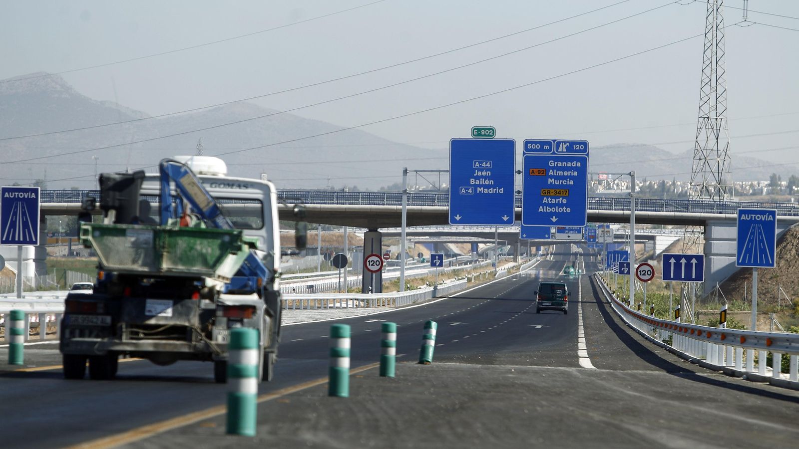 El único tramo abierto de la Segunda Circunvalación, en Albolote