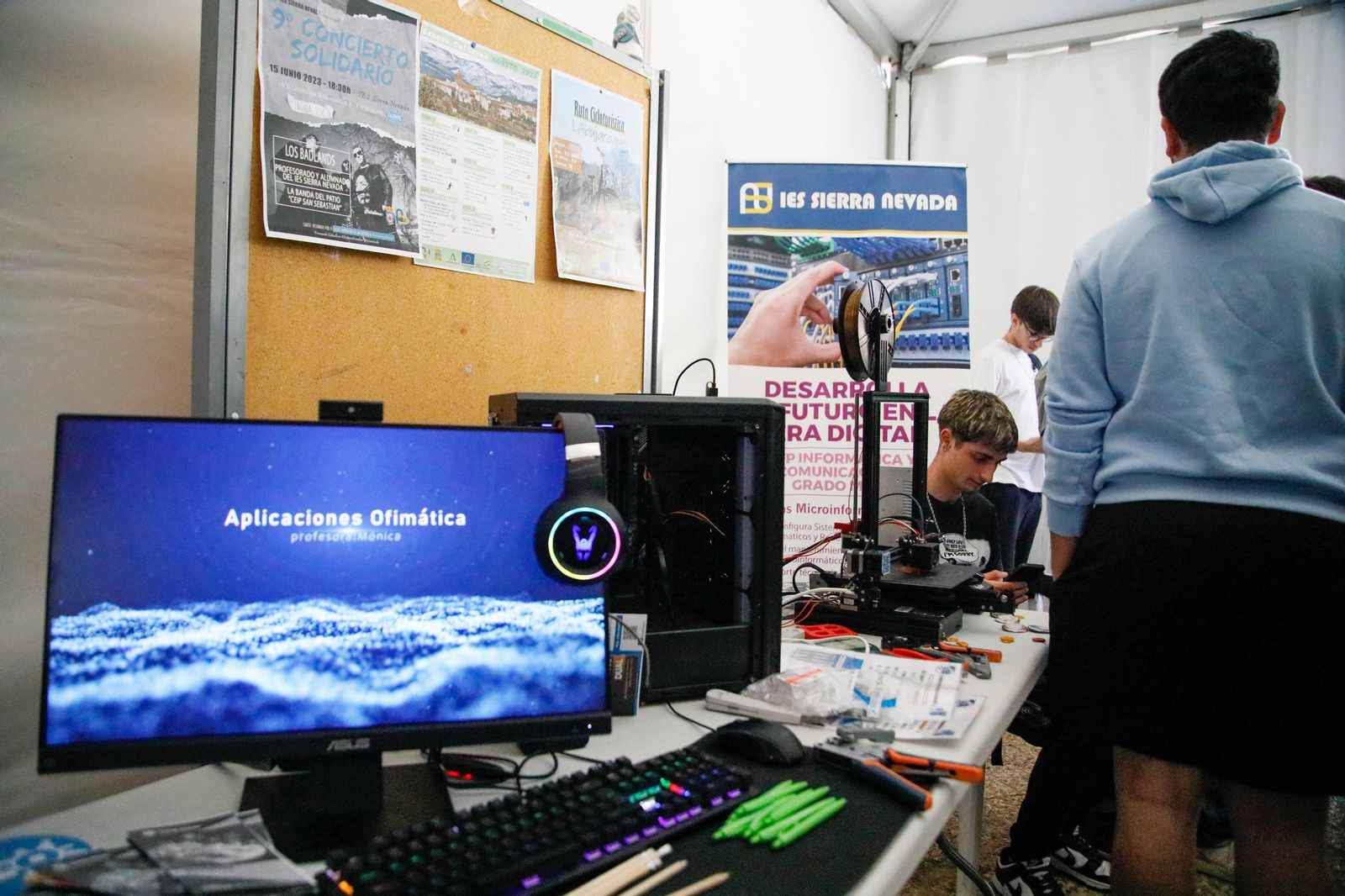 IV edición de la feria Aula de la UAl, en imágenes
