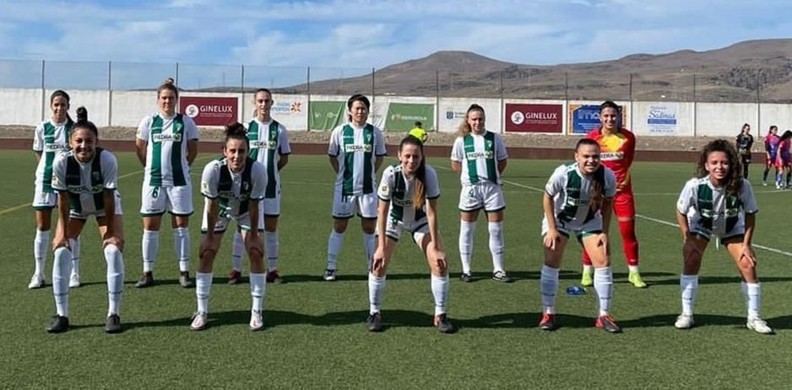 Formación inicial del Córdoba Femenino ante el Juan Grande