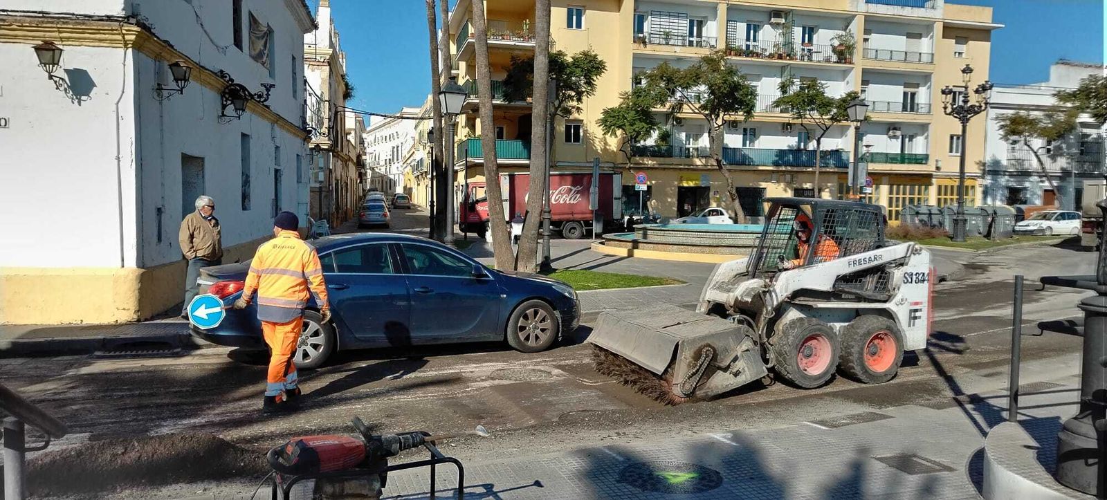 Una imagen de las obras de asfaltado de la Ribera del Marisco.
