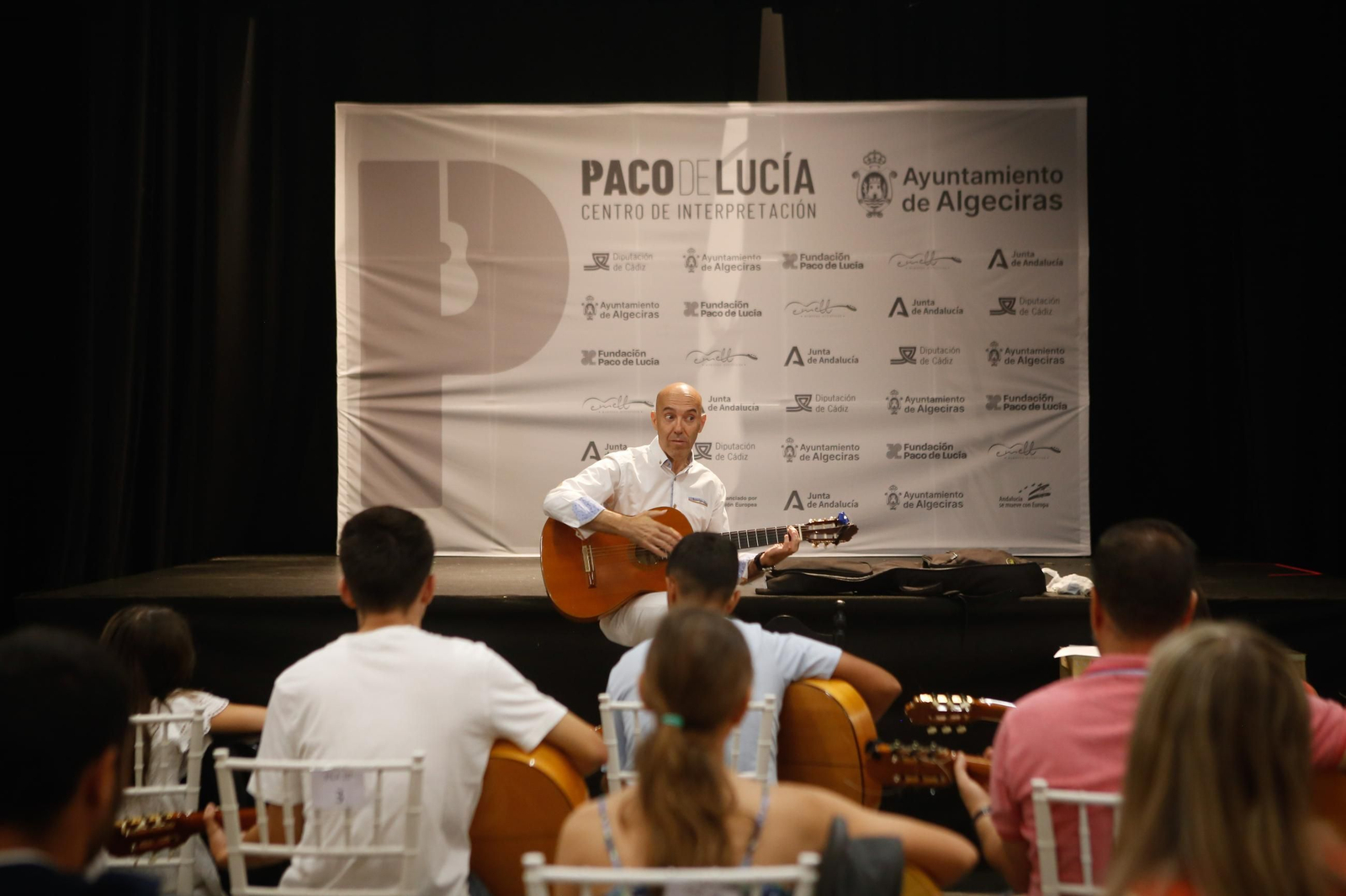 CLASES MAGISTRALES DE (13778480).jpg