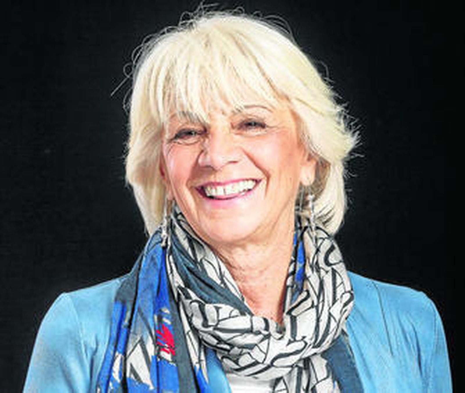 Teófila Martínez, por Santiago Cobo