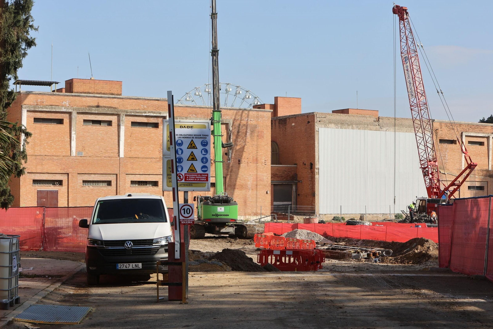 Estado actual de las obras en el interior de la antigua fábrica de tabacos.