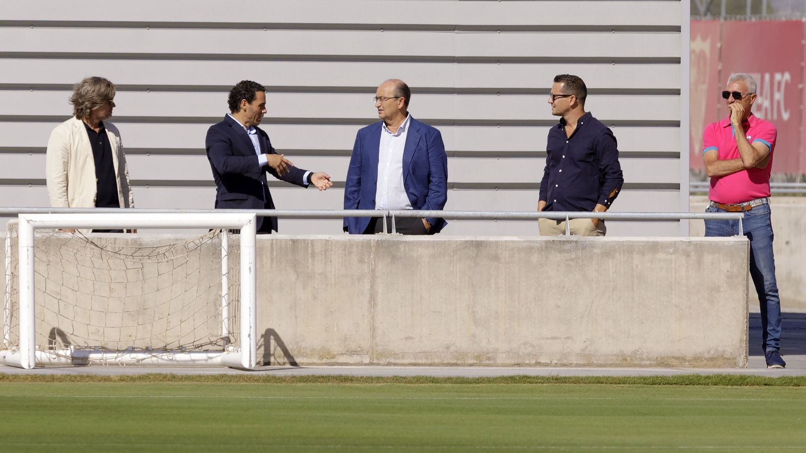 Del Nido Carrasco y Castro, en la ciudad deportiva del Sevilla.