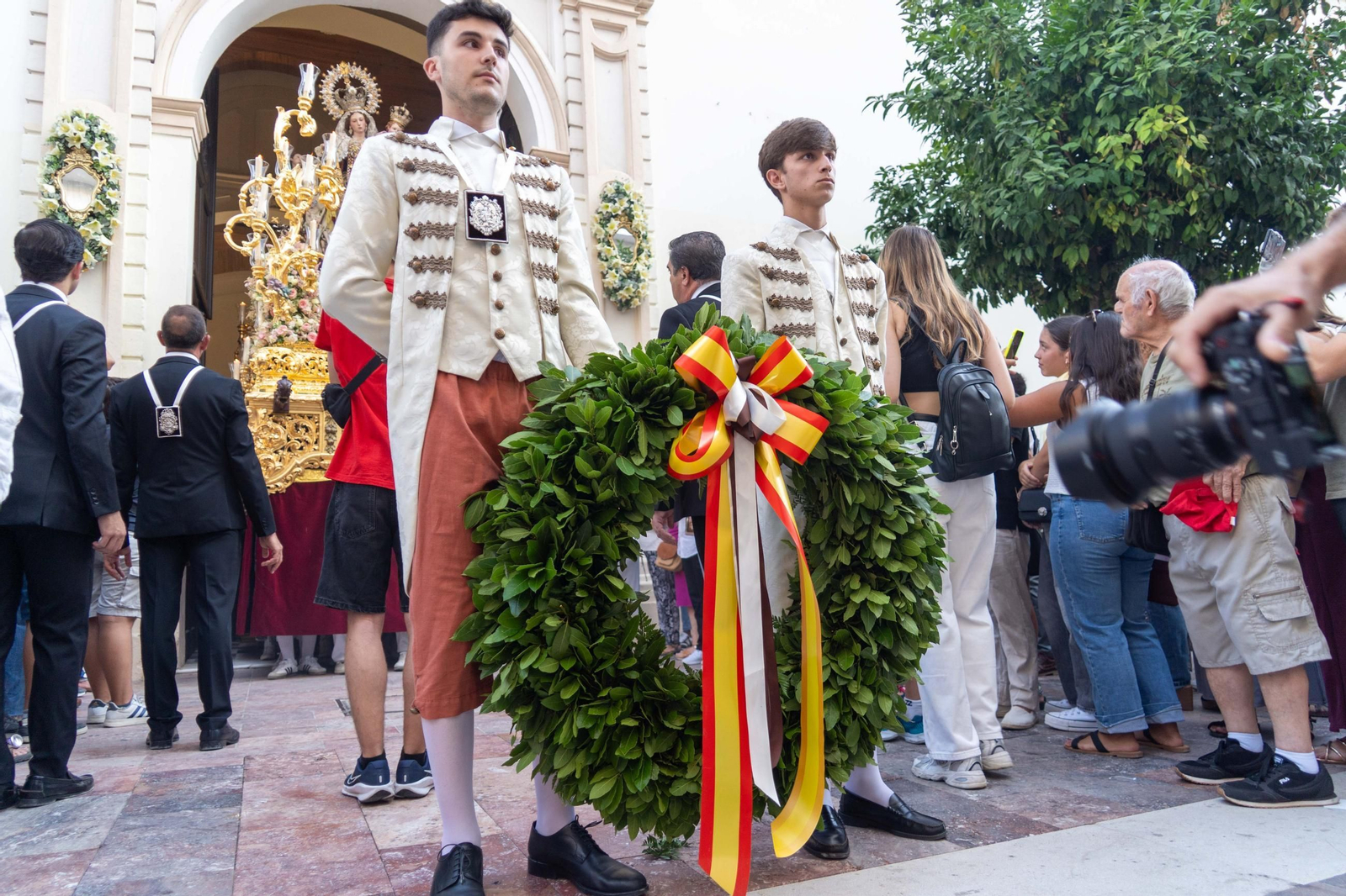 Imágenes de la procesión La Virgen del Carmen por las calles de Huelva