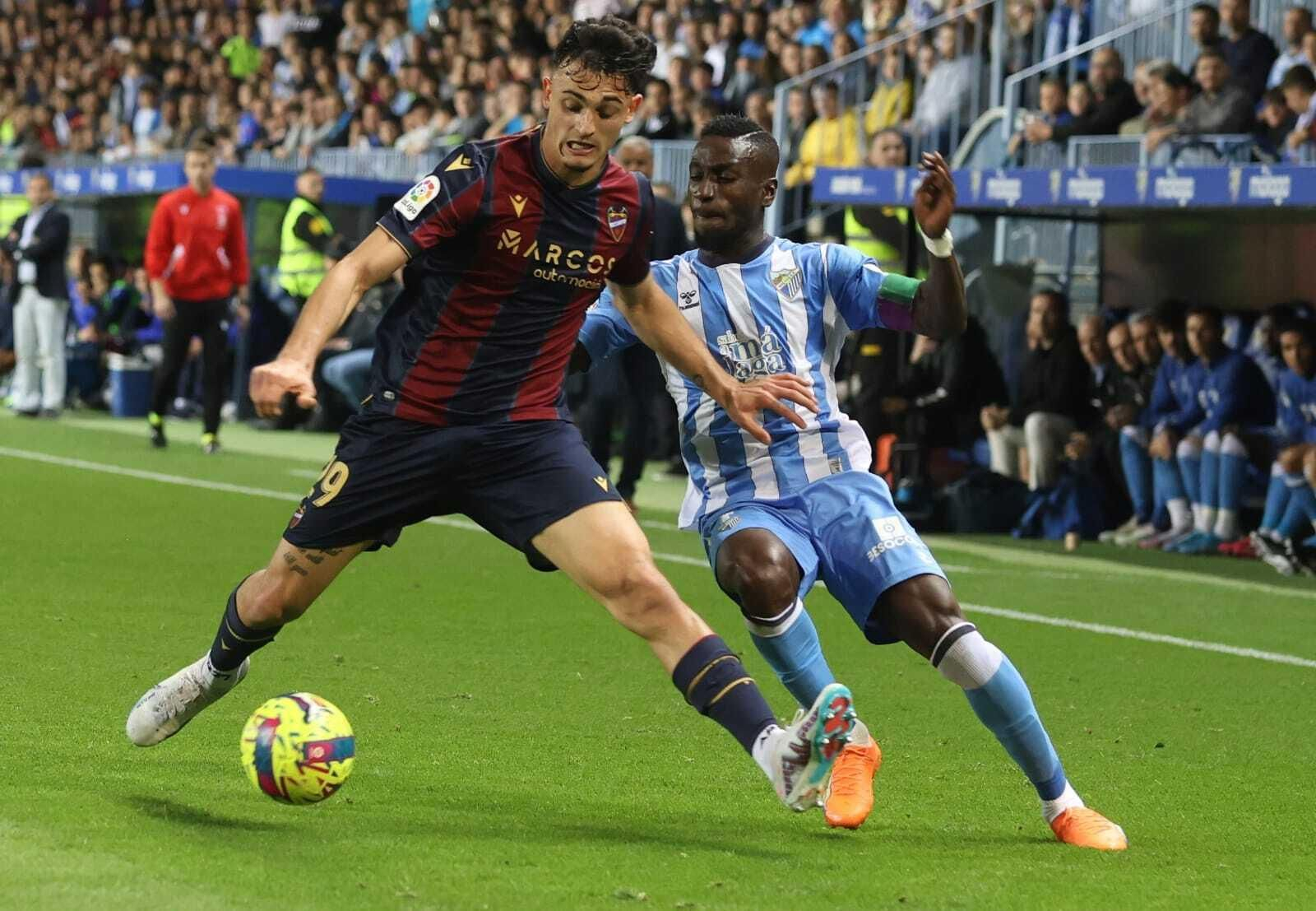 El Málaga-Levante, en fotos