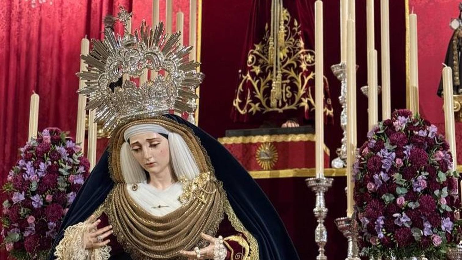 Fotogalería: Altar de Cultos Hermandad del Cautivo 2025