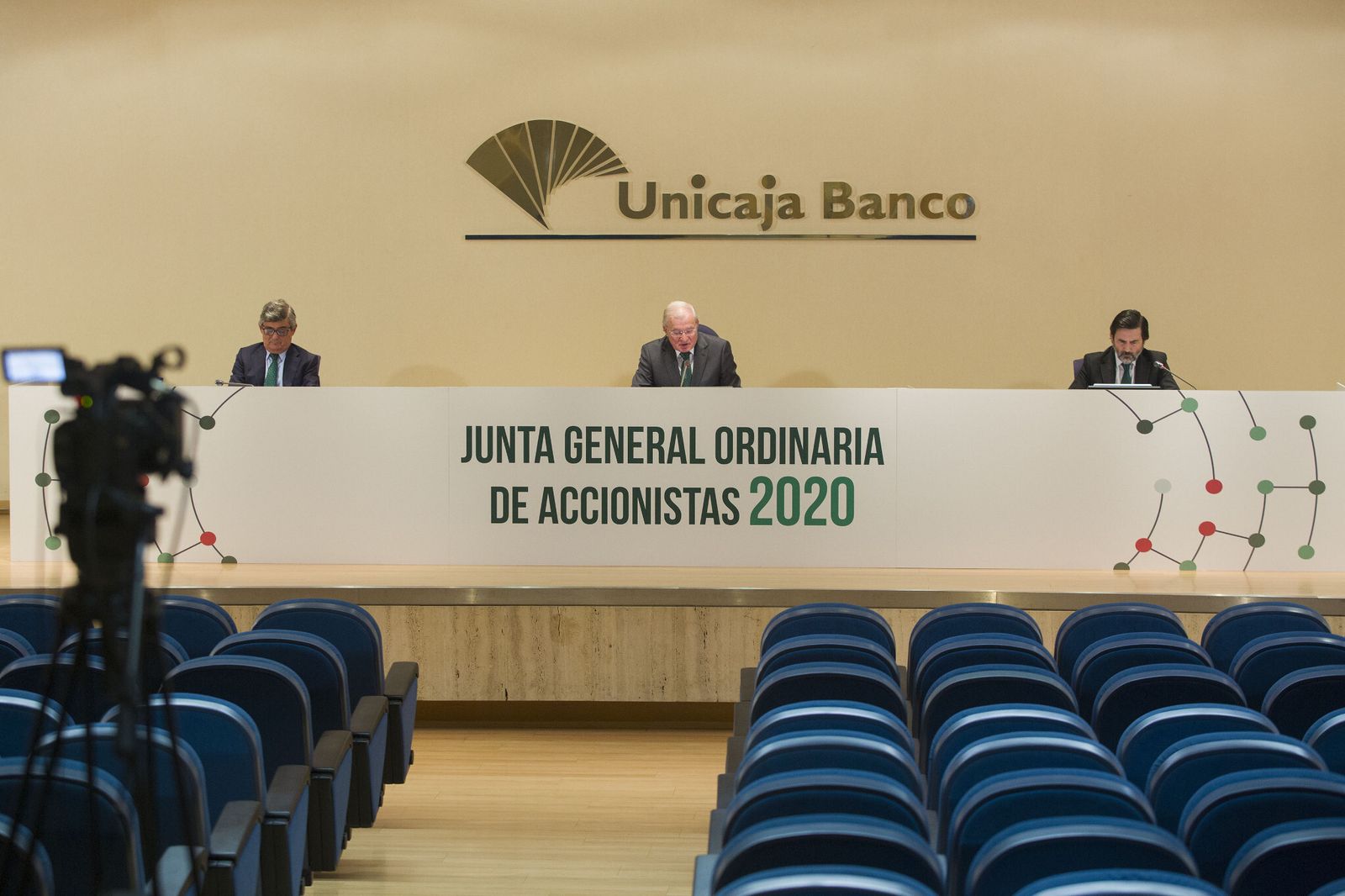 Imagen de la junta general de accionistas de Unicaja Banco, este pasado miércoles.