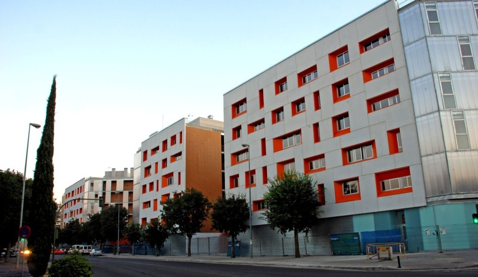 Edificio de viviendas protegidas en San Bernardo, en la calle Juan de Mata Carriazo.