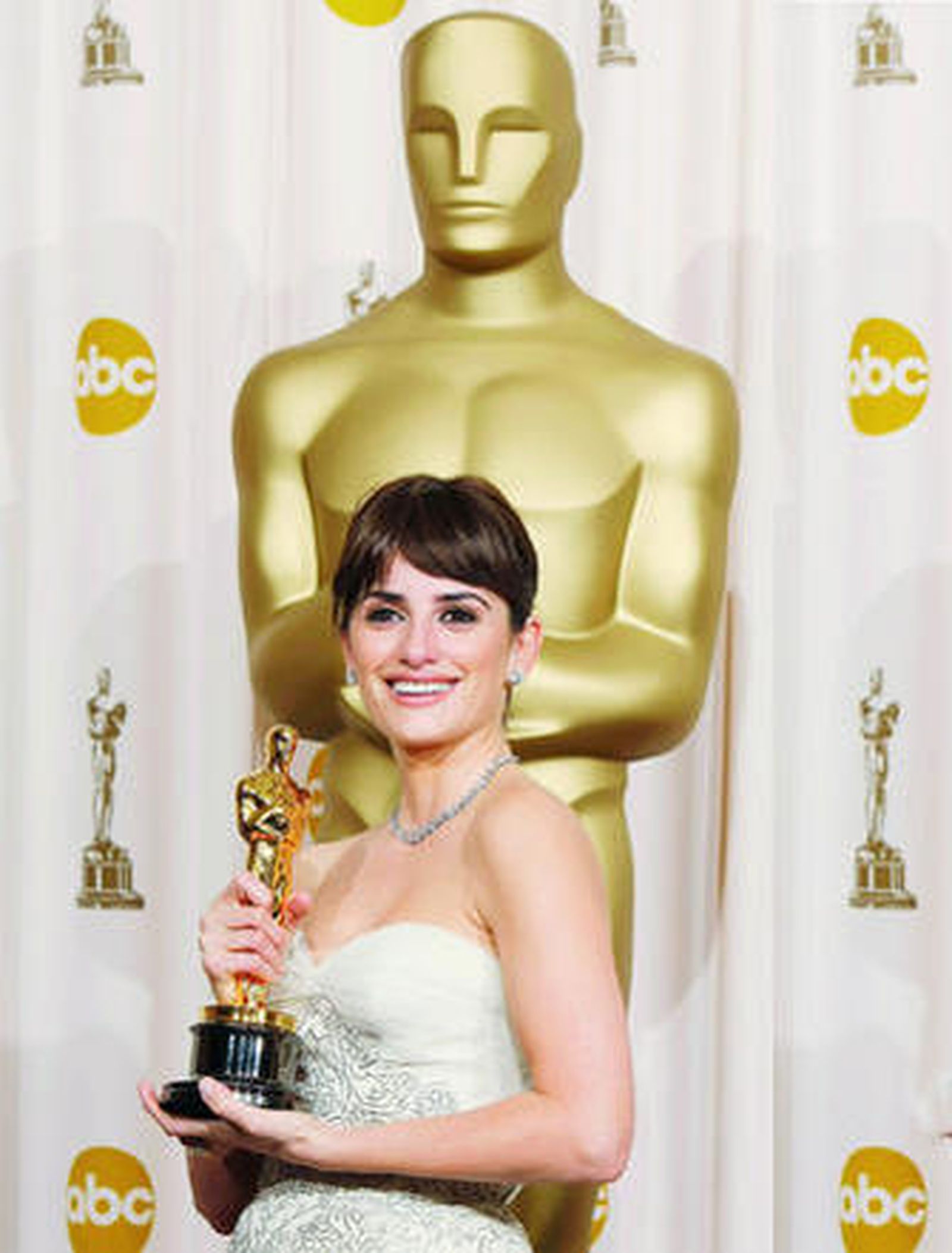 El Oscar corona el sueño americano de Penélope Cruz