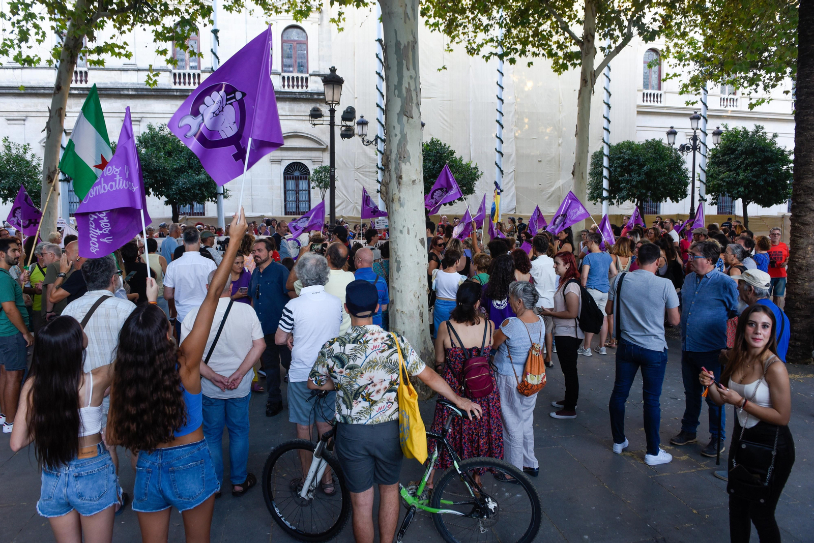 Las imágenes de la concentración de estudiantes contra Luis Rubiales