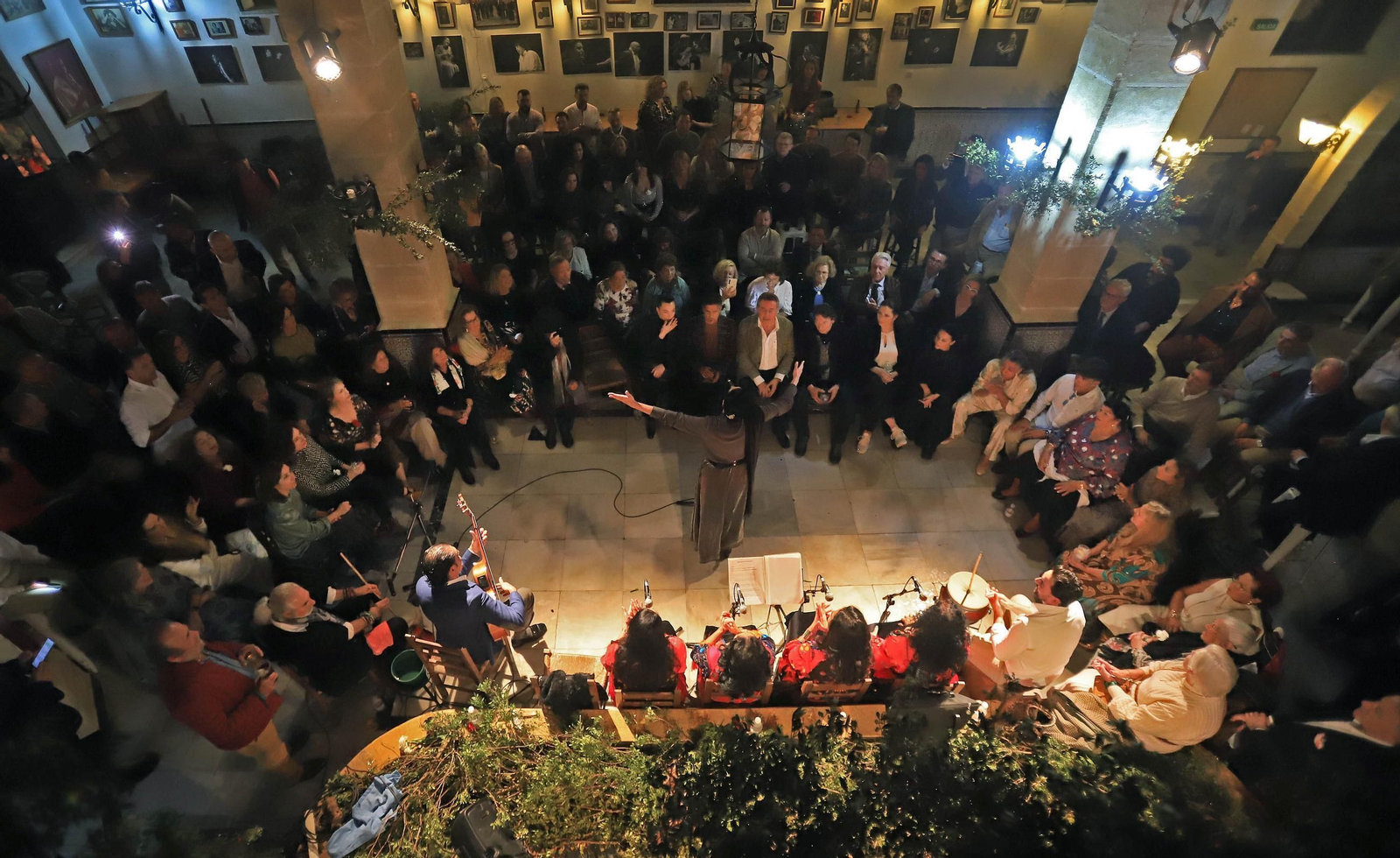 Zambomba en la Peña Cultural Don Antonio Chacón de Jerez