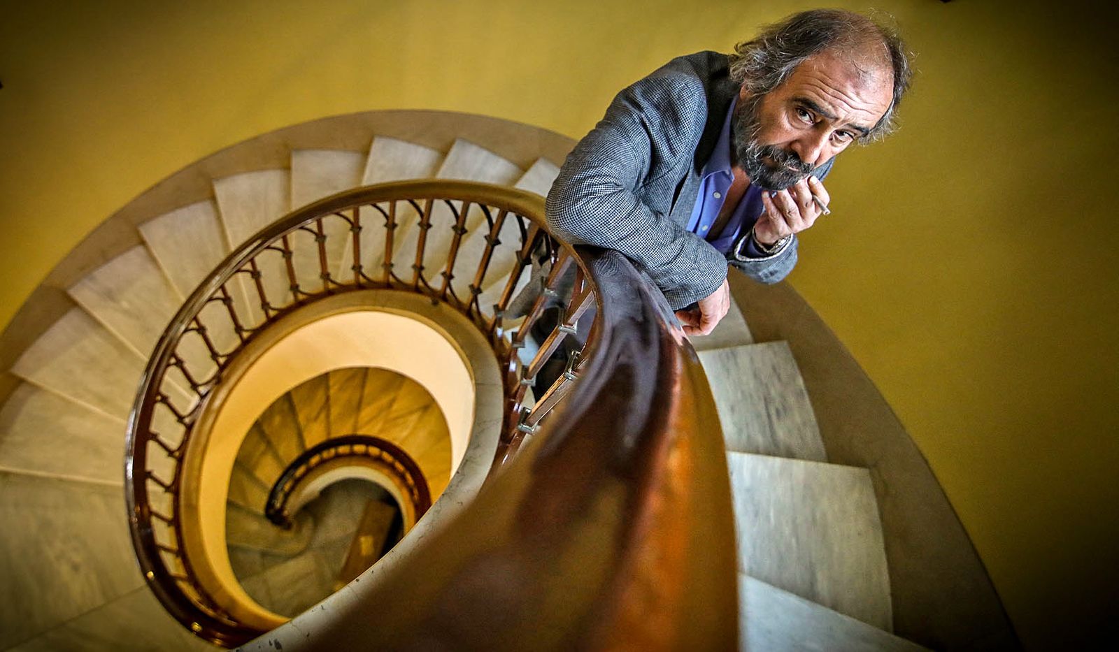 "Elegimos una forma de vida que no nos gusta"