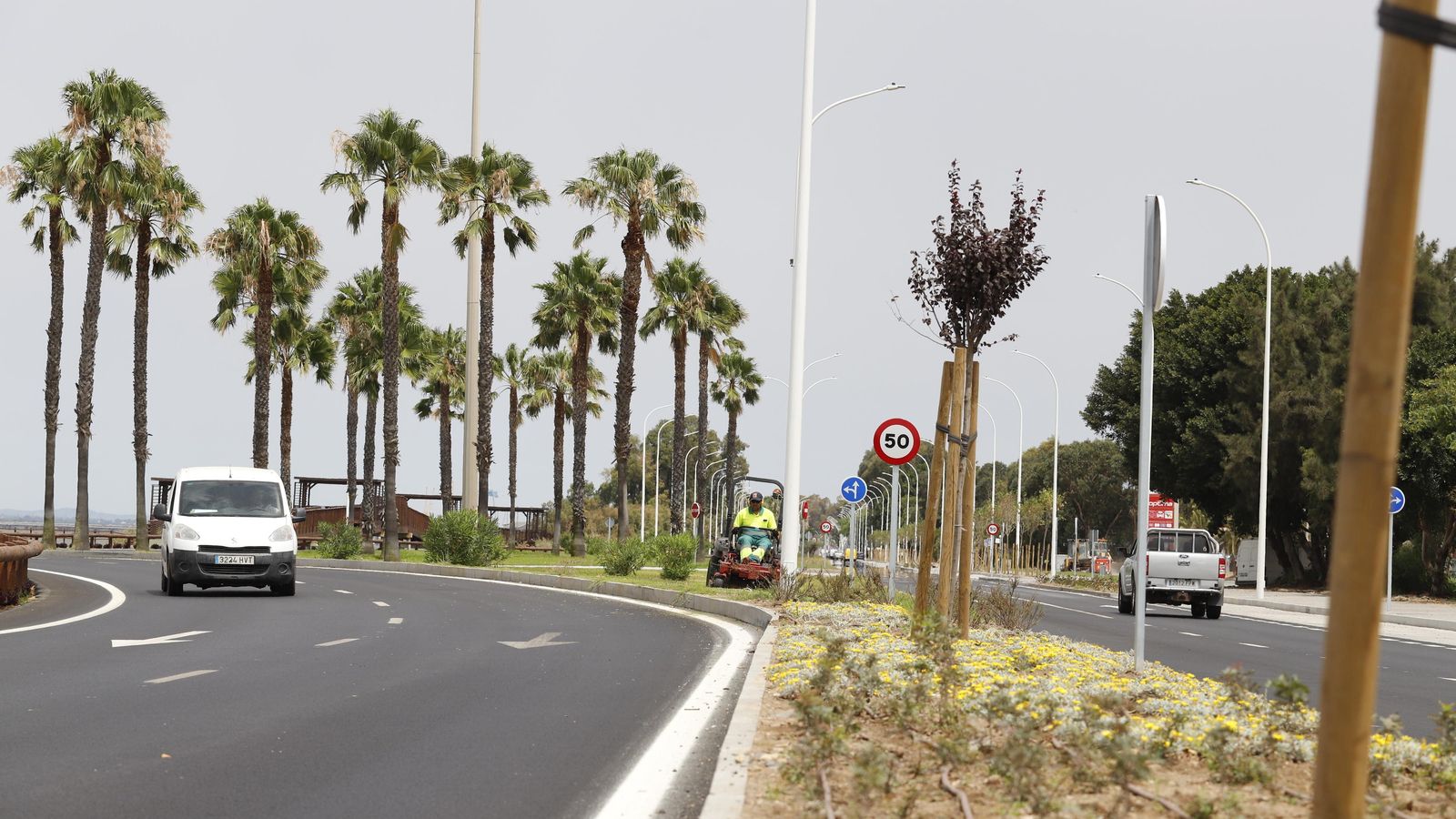 El asfalto se ha renovado en toda su extensión.