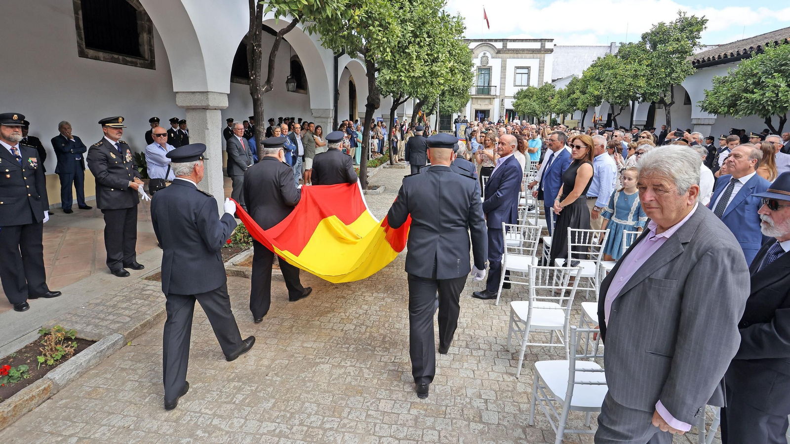 Imágenes del Día de la Policía Nacional en las Bodegas Fundador de Jerez