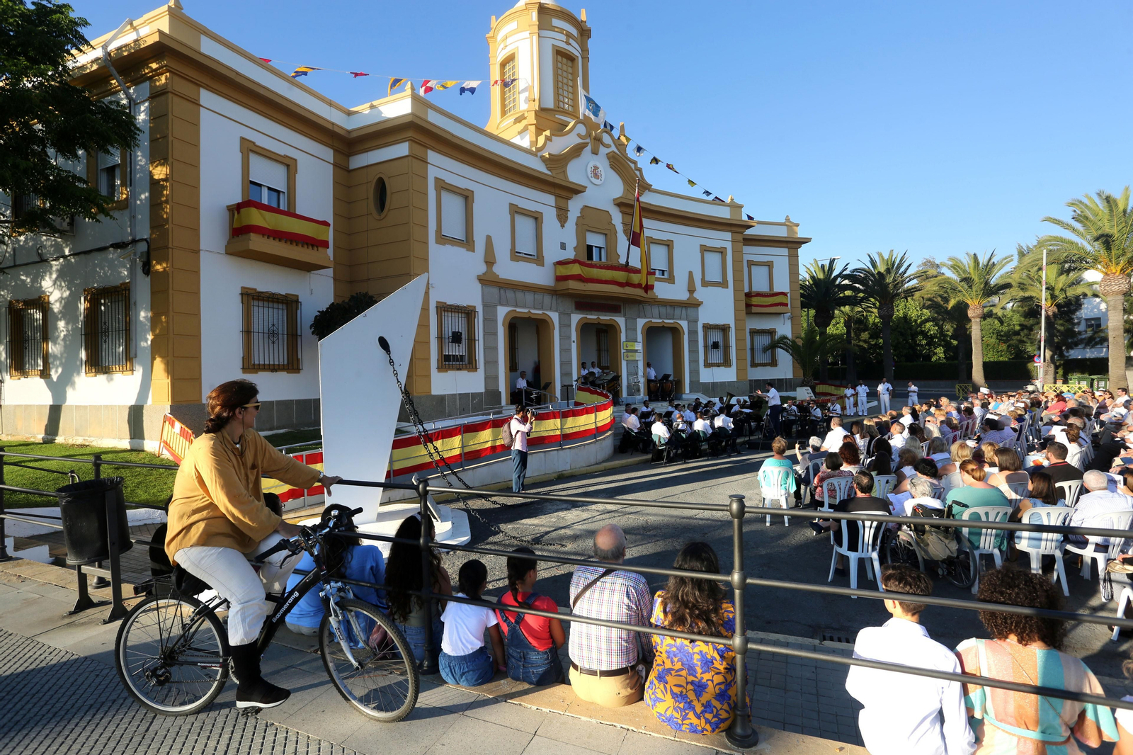 Las imágenes del concierto de la Virgen del Carmen en la comandancia marina
