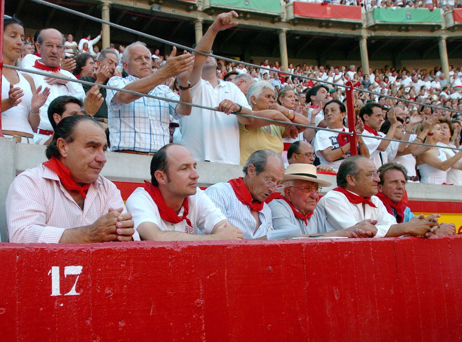 En los Sanfermines, en su Pamplona natal, en el palco de ganaderos.