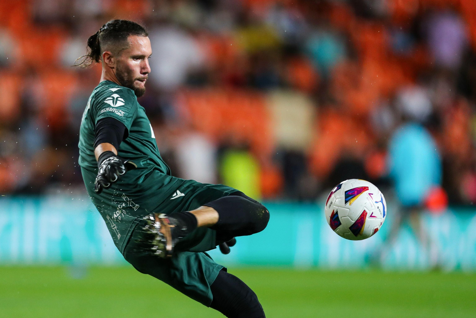 Todas las imágenes del Valencia-Cádiz en Mestalla