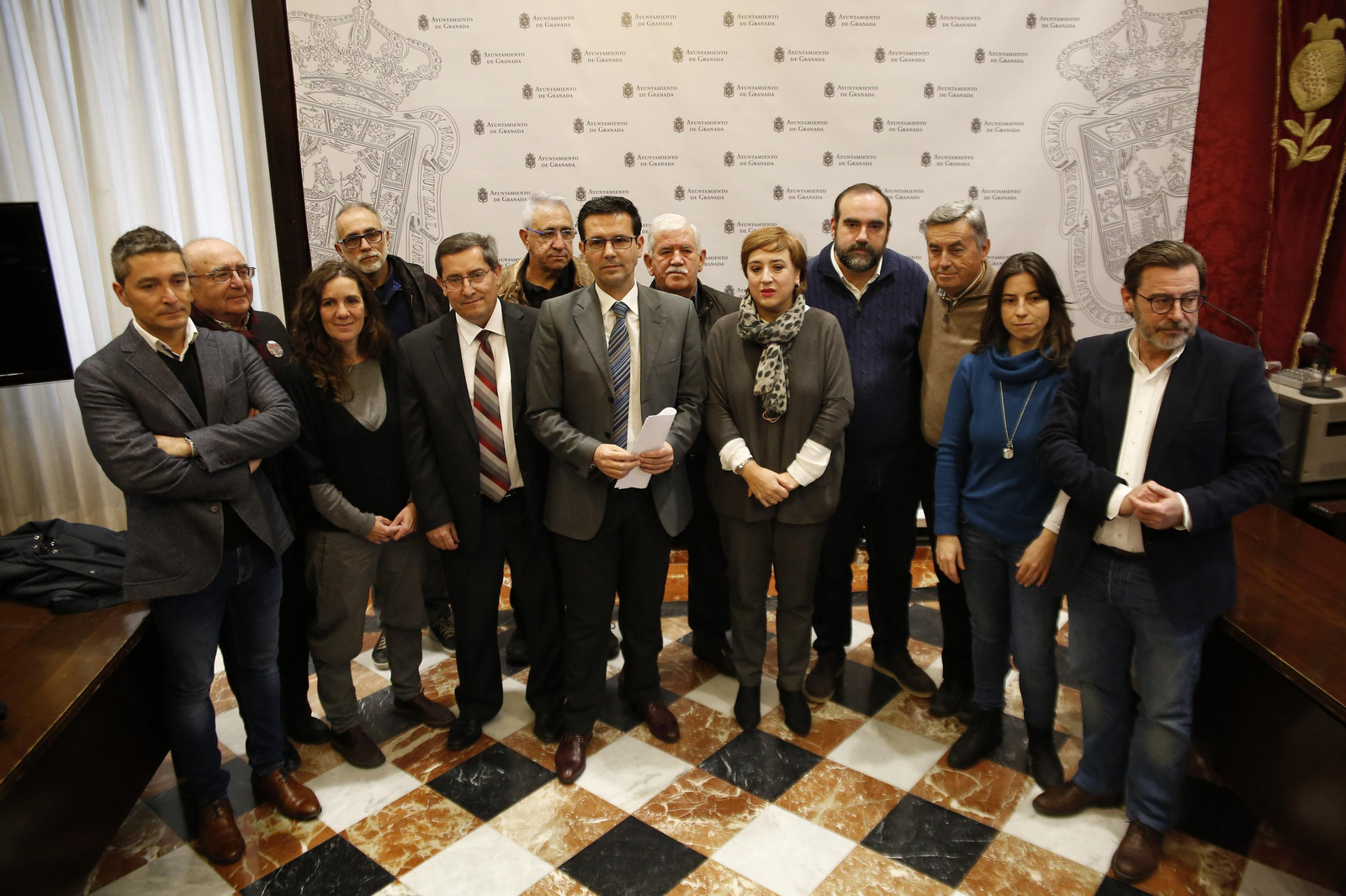Rueda de prensa de Mesa del Ferrocarril antes de la manifestación de mañana.