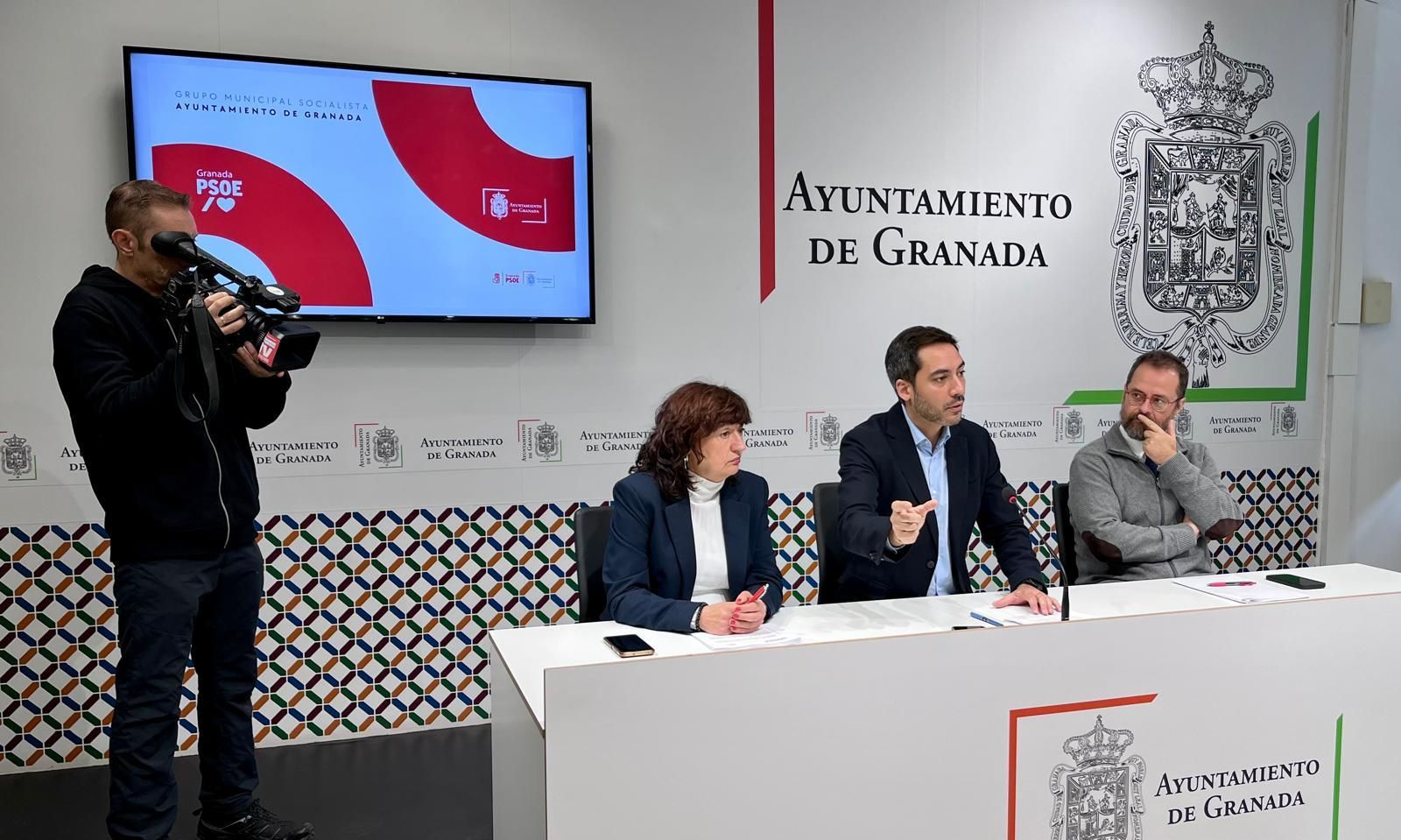 Eduardo Castillo, Juanjo Ibáñez y Eva Fernández, en rueda de prensa sobre Gegsa.
