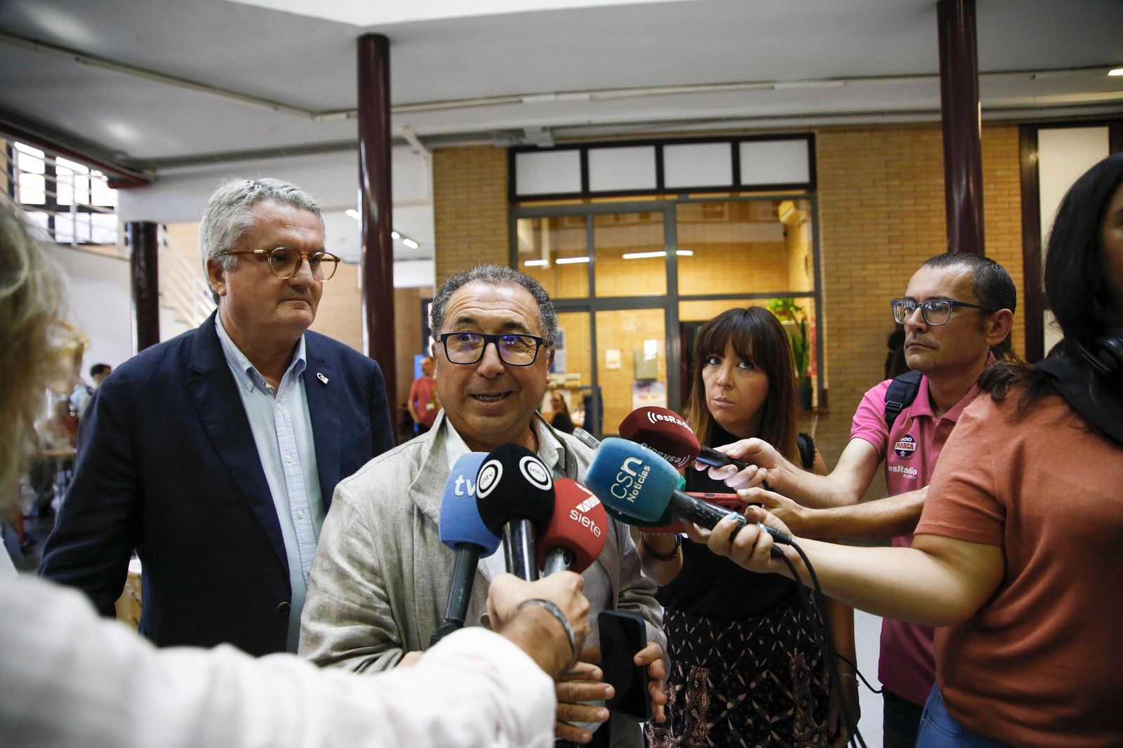La colecta de sangre y plasma en la Universidad de Almería, en imágenes