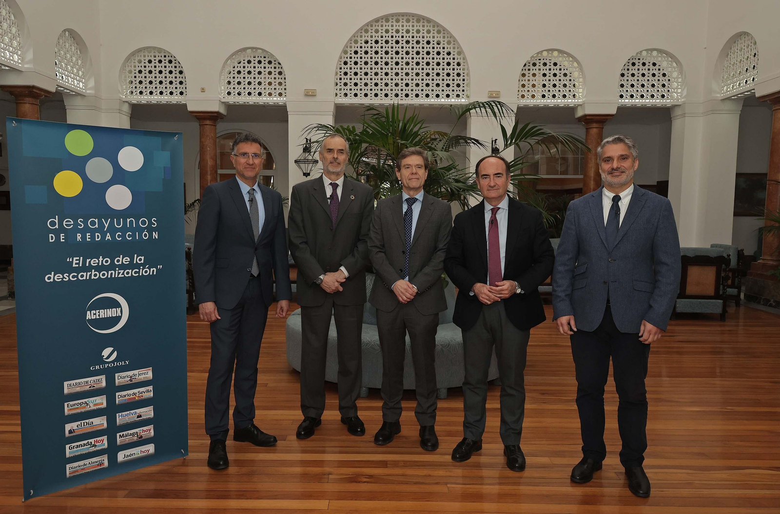 Desayunos de Redacción: 'El reto de la descarbonización', en imágenes