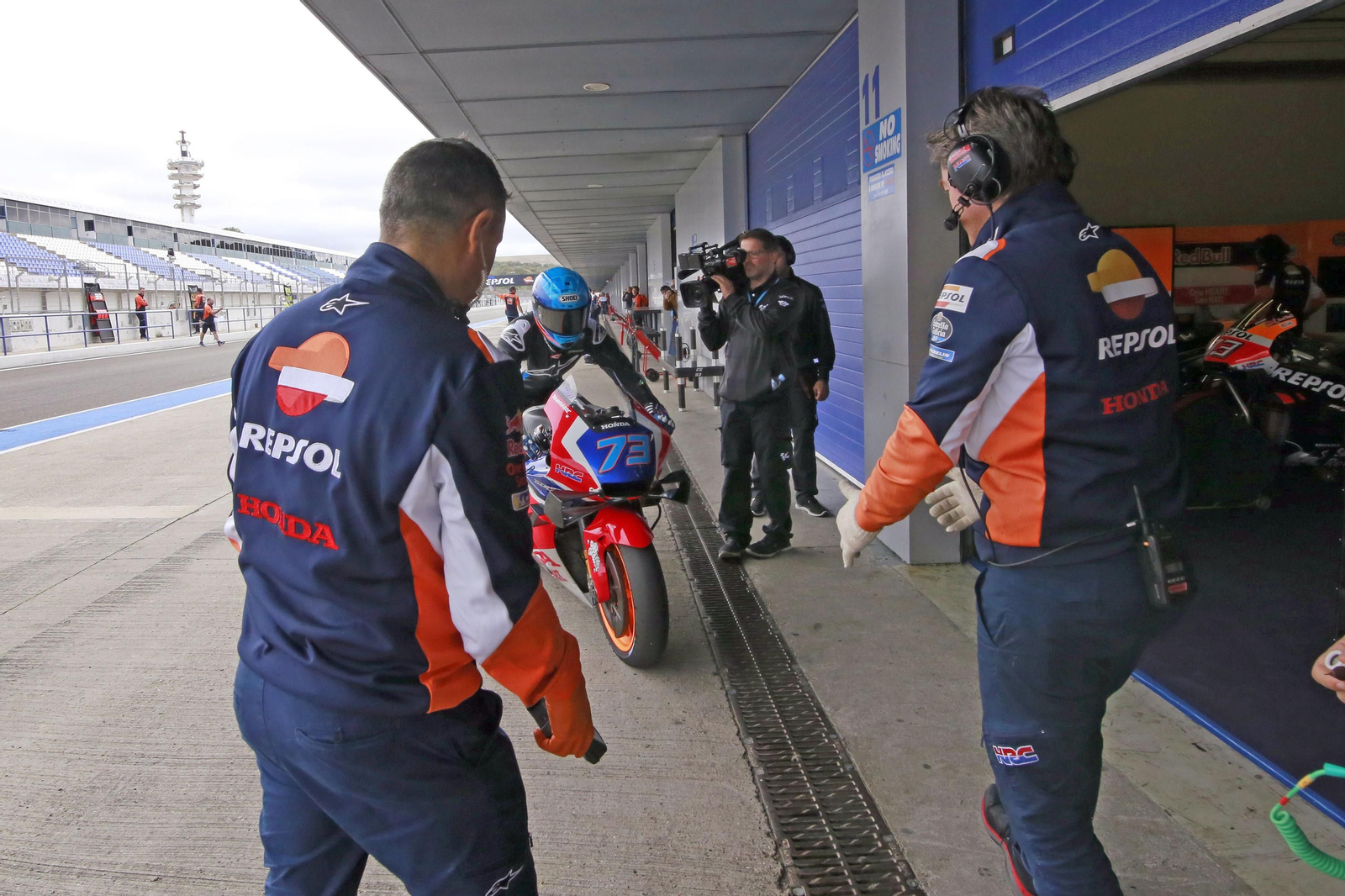 Primer día de los equipos de MotoGP en Jerez