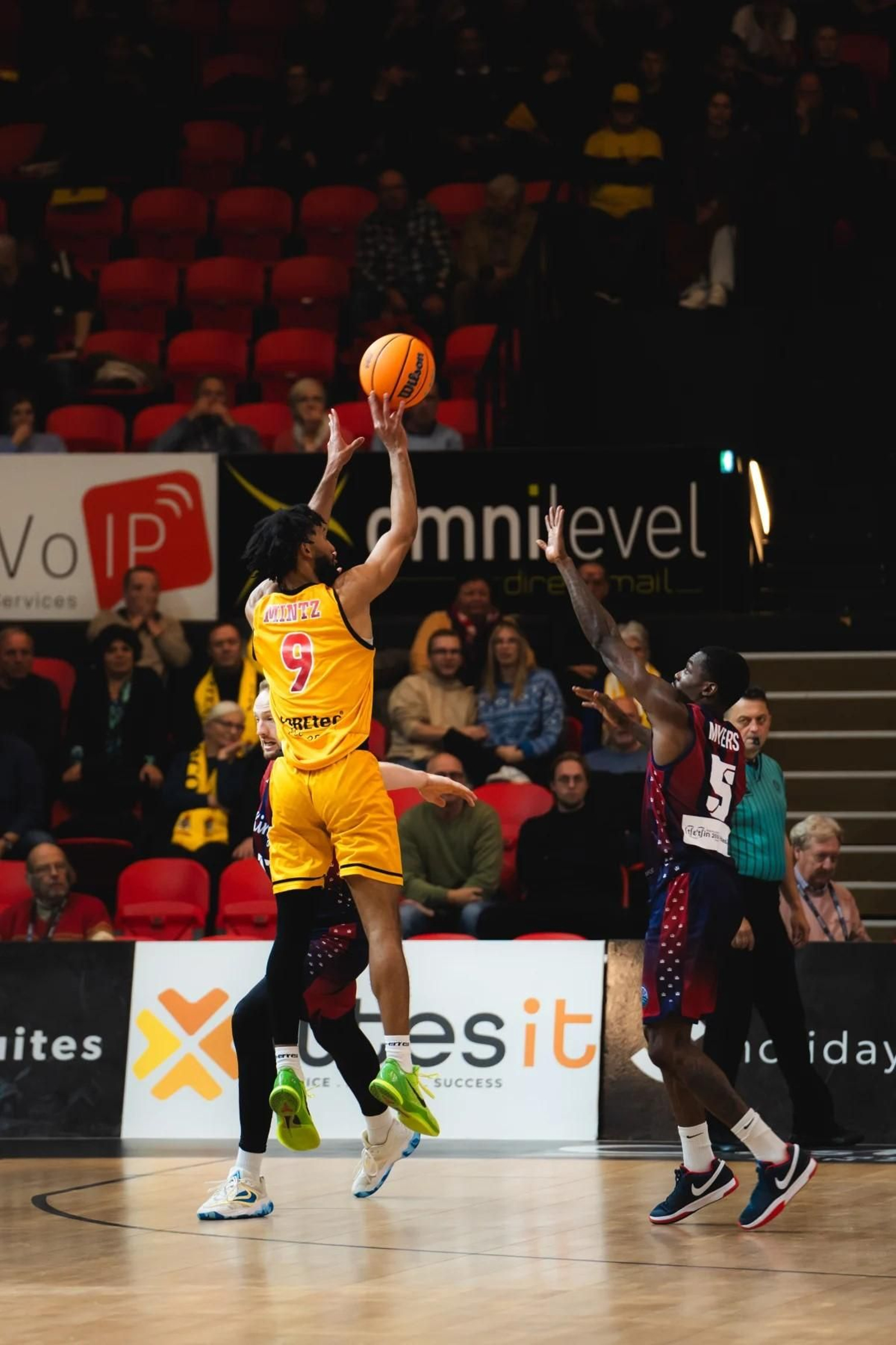 El Filou Oostende derrota al King Szczecin en el otro partido del grupo del Unicaja