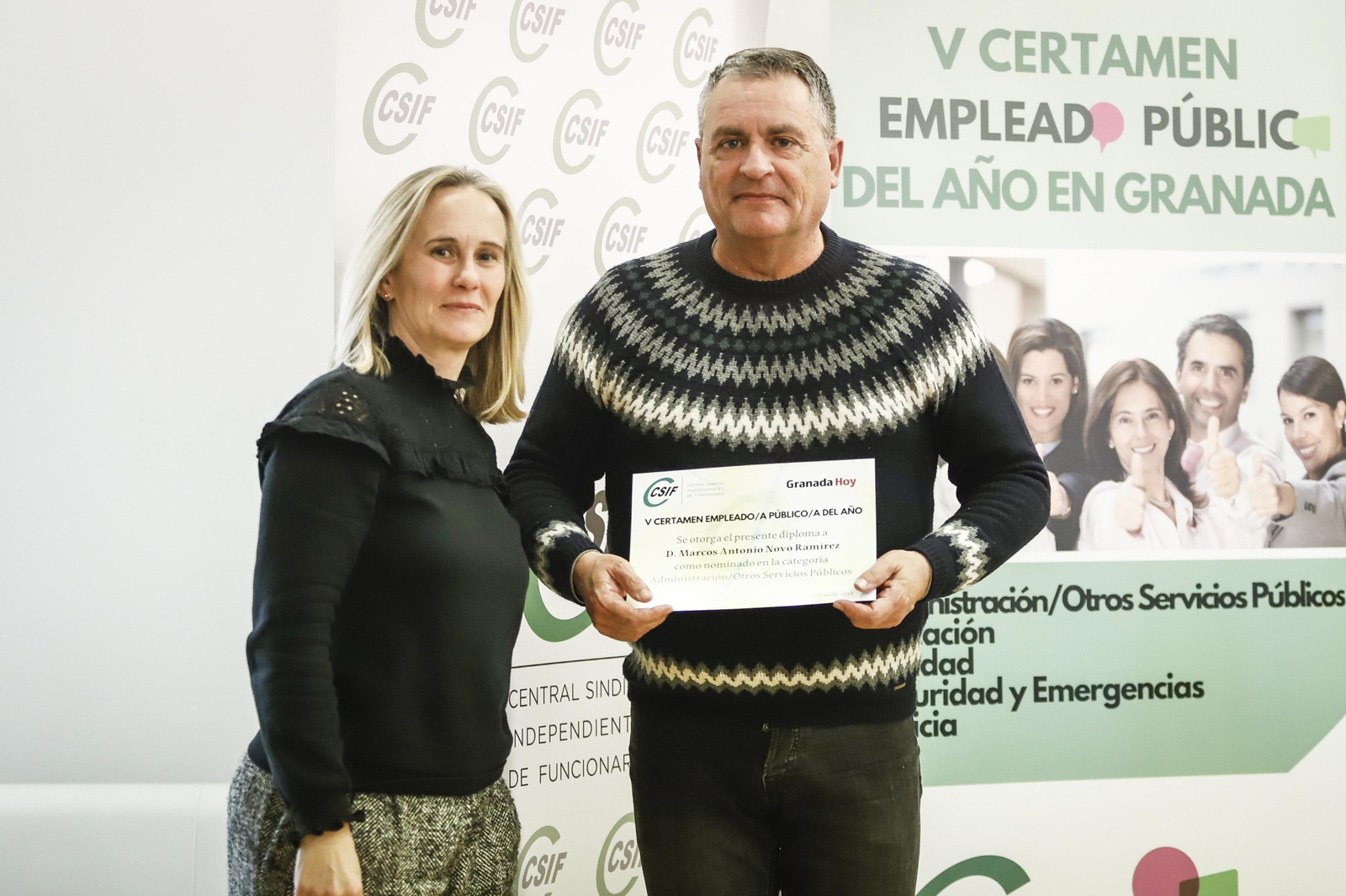 Las imágenes de la entrega de diplomas a los 23 finalistas del V Certamen del Empleado Público del año