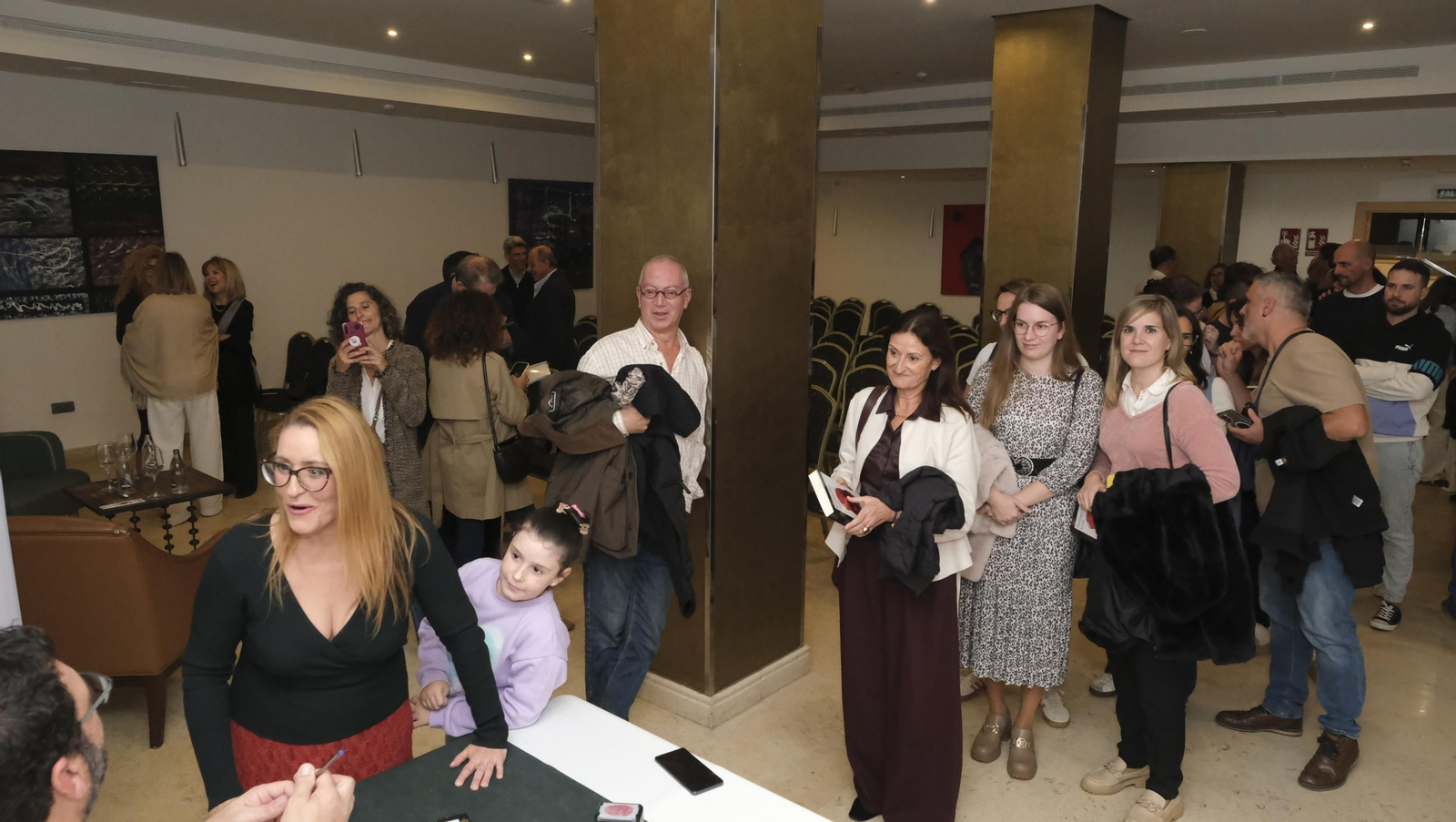 El Diario de los Libros con el escritor Santiago Díaz, en imágenes