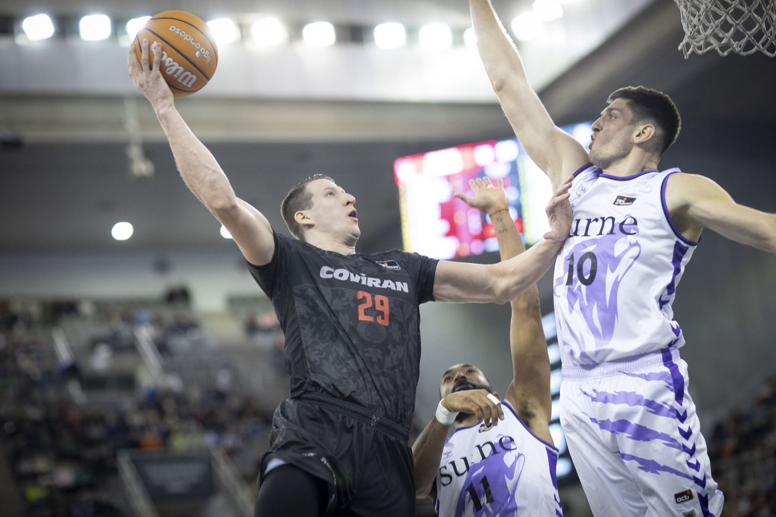 Las mejores imágenes del Covirán Granada-Surne Bilbao Basket