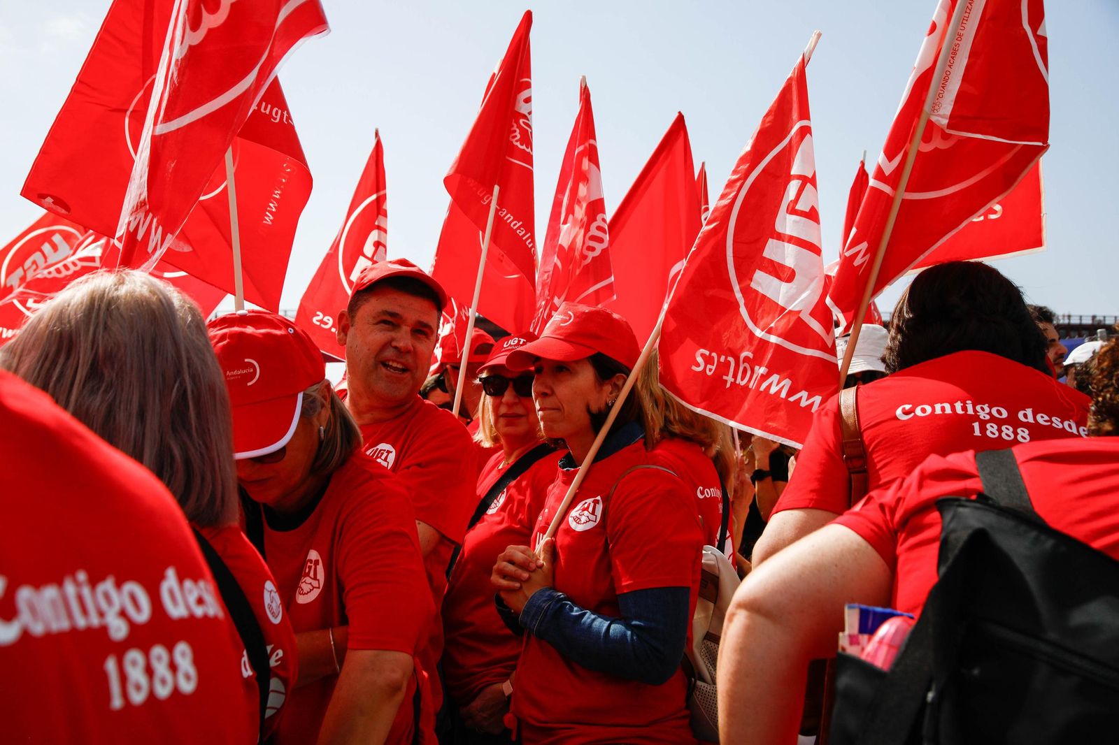 Las imágenes de la manifestaciones del 1 mayo en Almería, Día del Trabajador