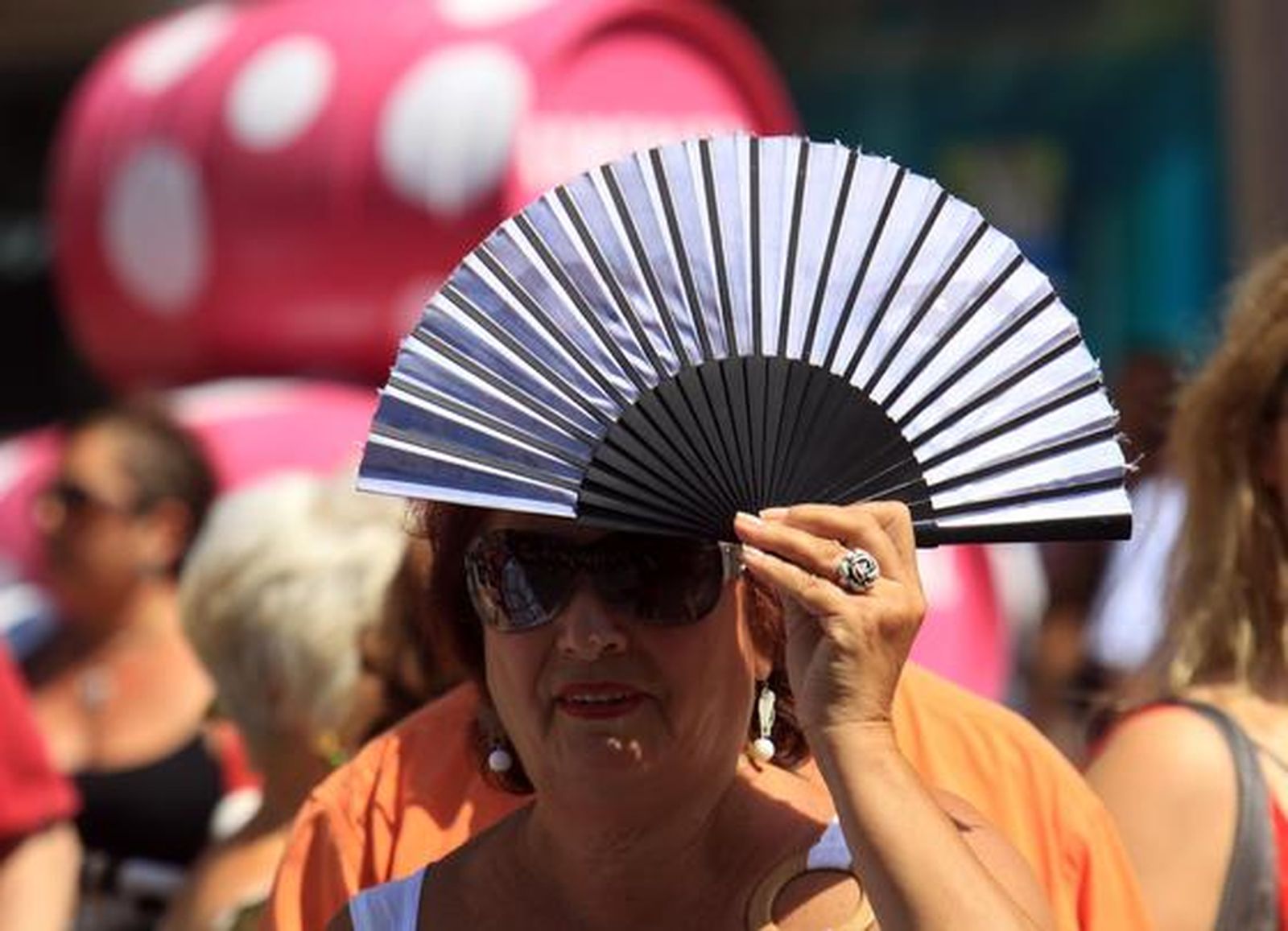Málaga ya luce de feria

Foto: Migue Fernández