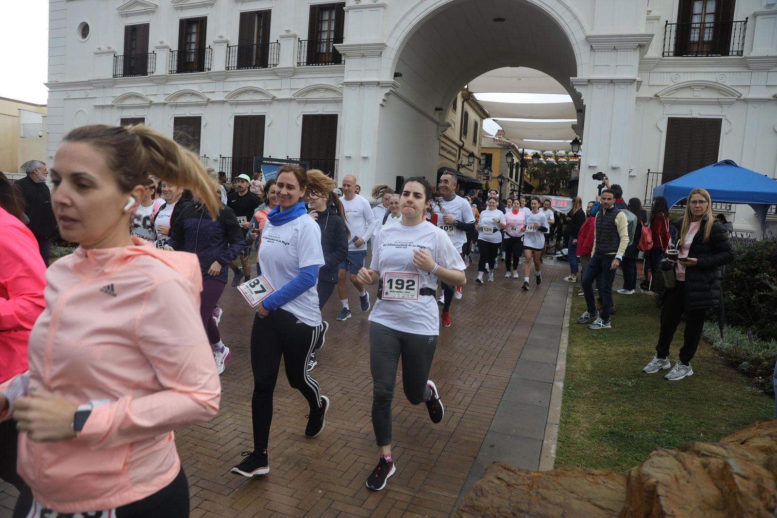 La Carrera por el Día Internacional de la Mujer en Málaga, en fotos