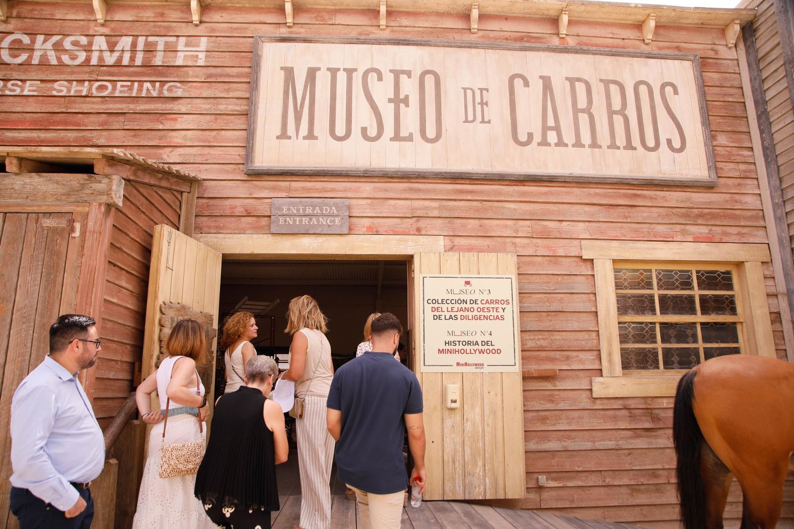 Imágenes del museo a los grandes empresarios y familias históricas de Almería