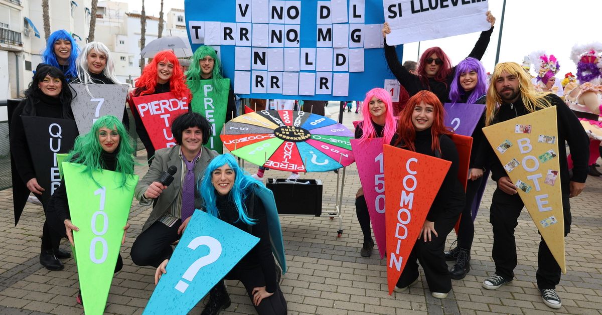 Torrox inaugura el Carnaval con 2026 con una gala solidaria para la Asociación Española Contra el Cáncer