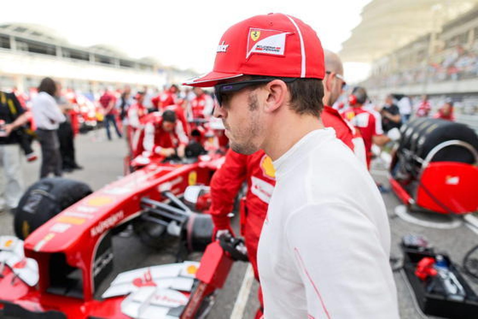 Alonso, antes de empezar la carrera. / EFE