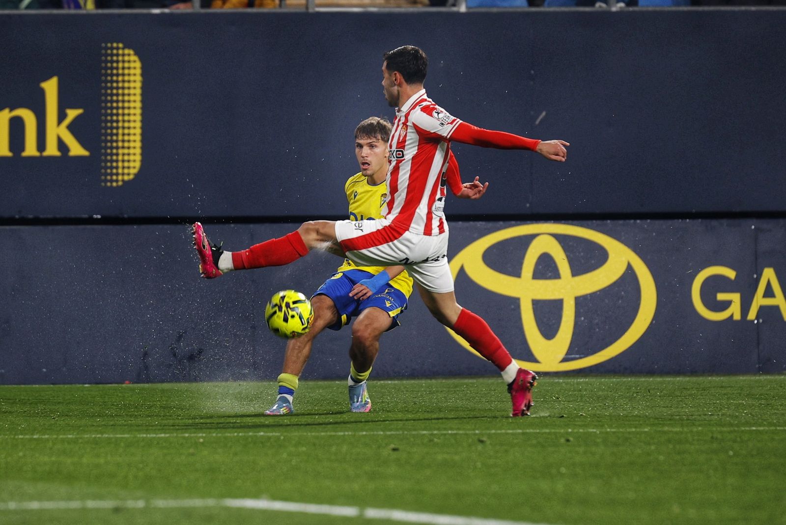 Las imágenes del Cádiz CF-Sporting