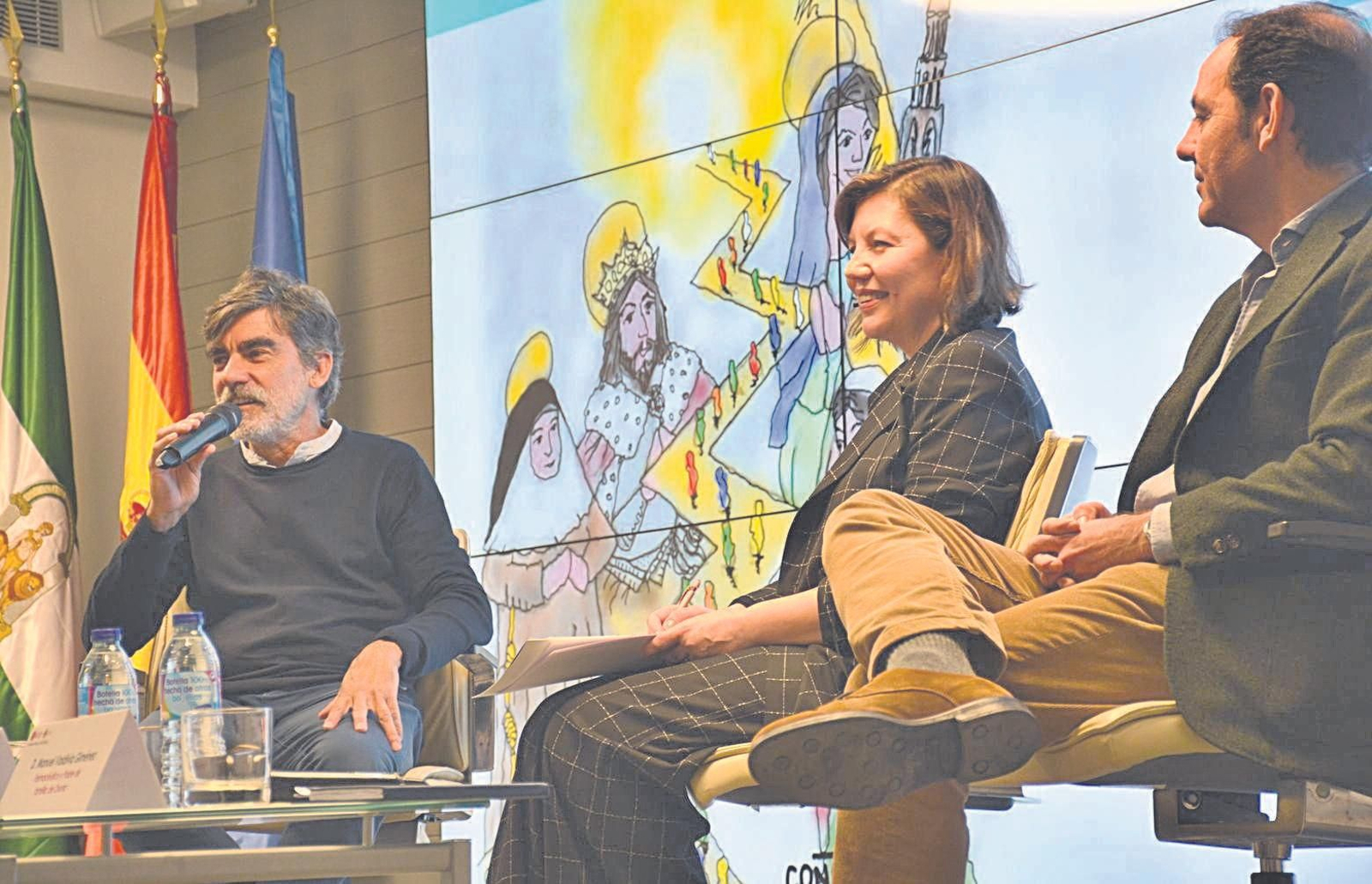 José Manuel Róas Triviño, a la izquierda, junto a Manuel Valdivia y María José García Romero